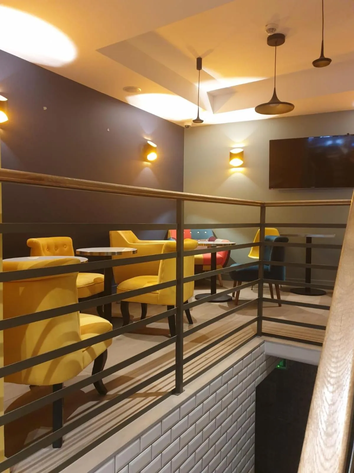 Panam Hotel PARIS GAMBETTA- Place Gambetta-Mairie du 20 emme