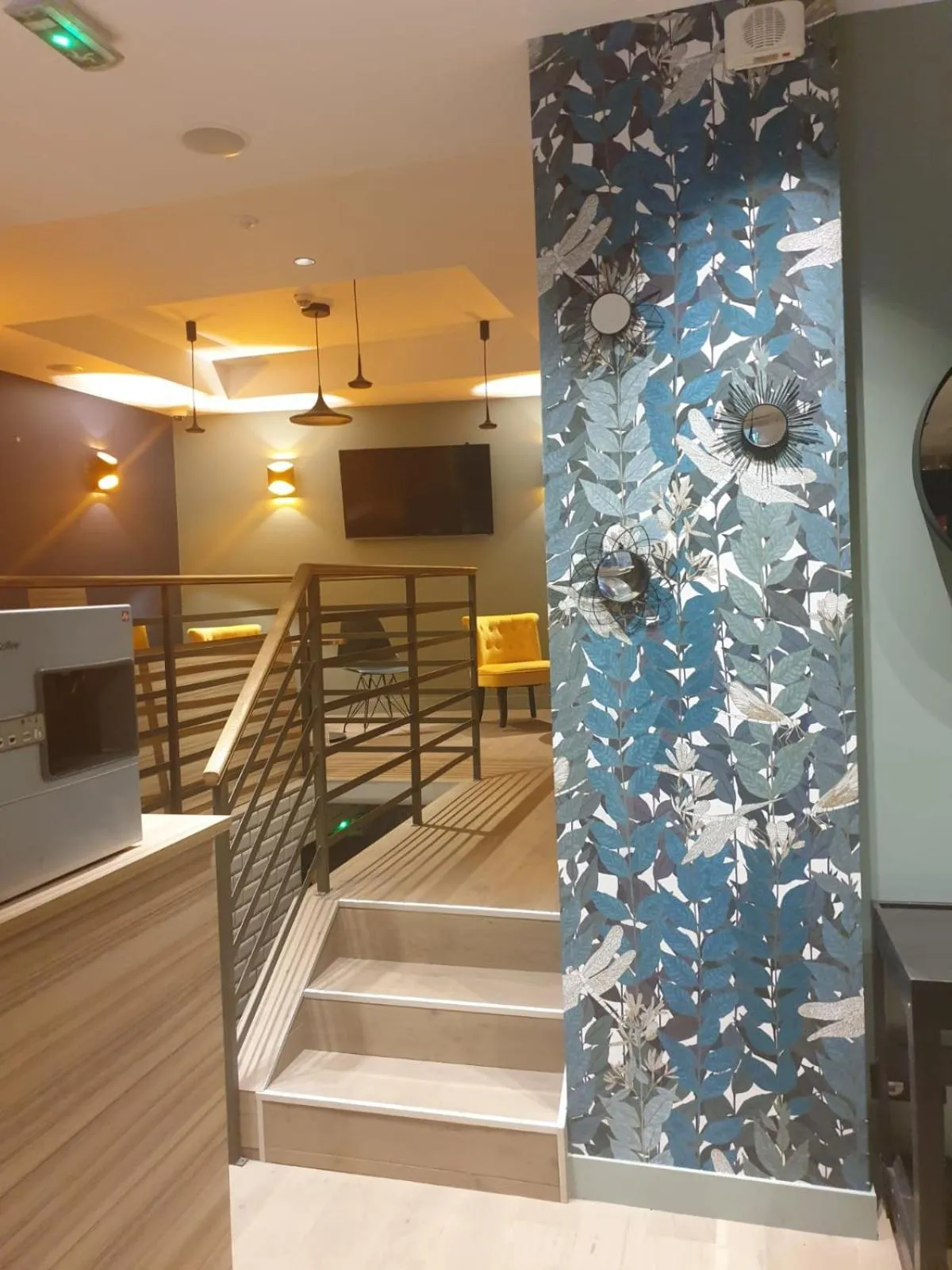 Panam Hotel PARIS GAMBETTA- Place Gambetta-Mairie du 20 emme