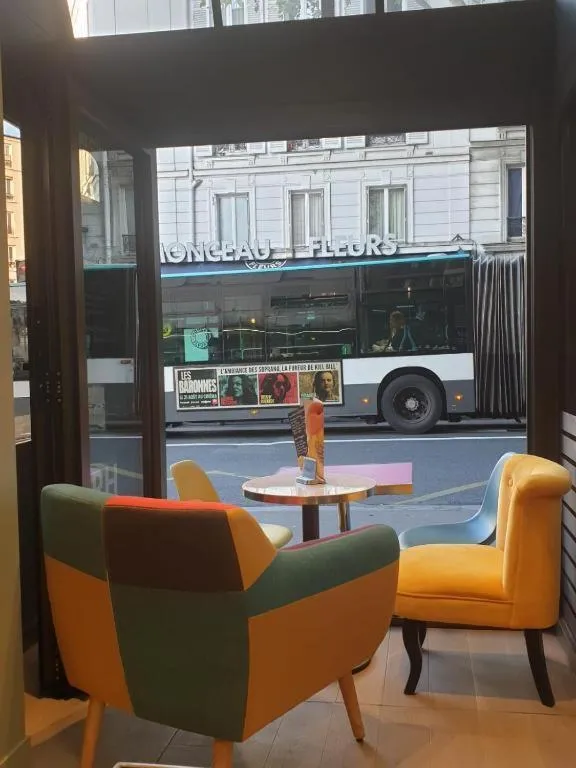 Panam Hotel PARIS GAMBETTA- Place Gambetta-Mairie du 20 emme