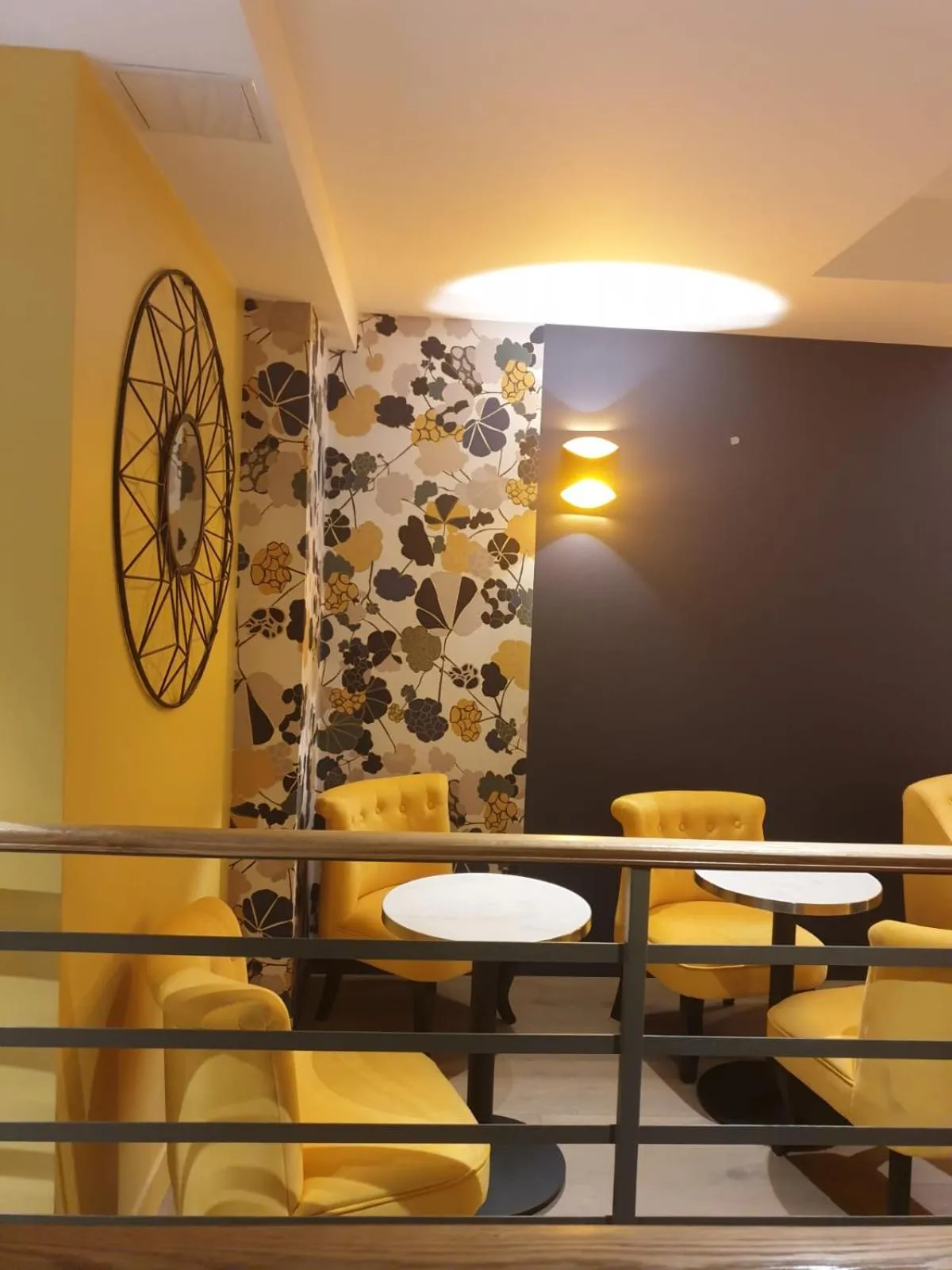 Panam Hotel PARIS GAMBETTA- Place Gambetta-Mairie du 20 emme