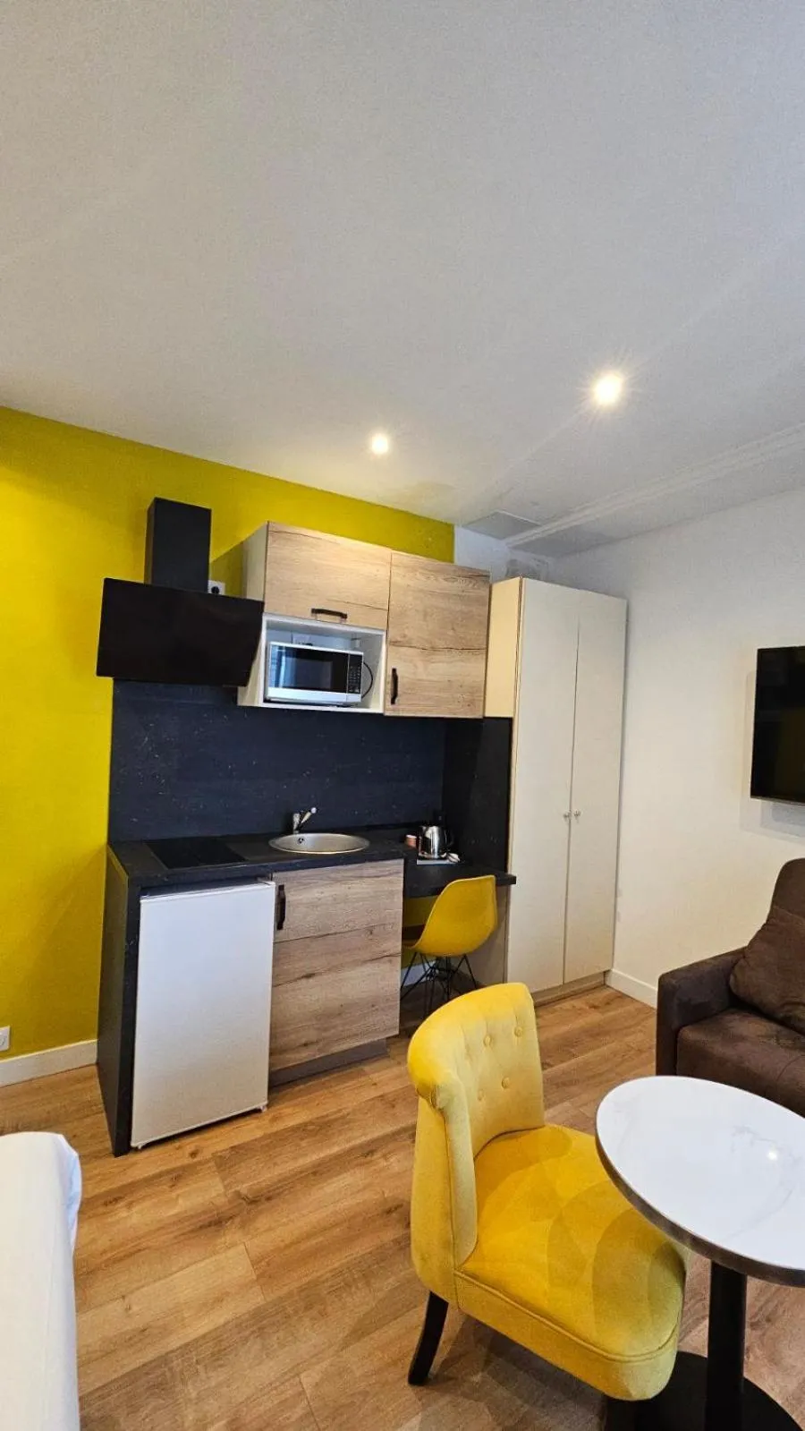 Panam Hotel PARIS GAMBETTA- Place Gambetta-Mairie du 20 emme