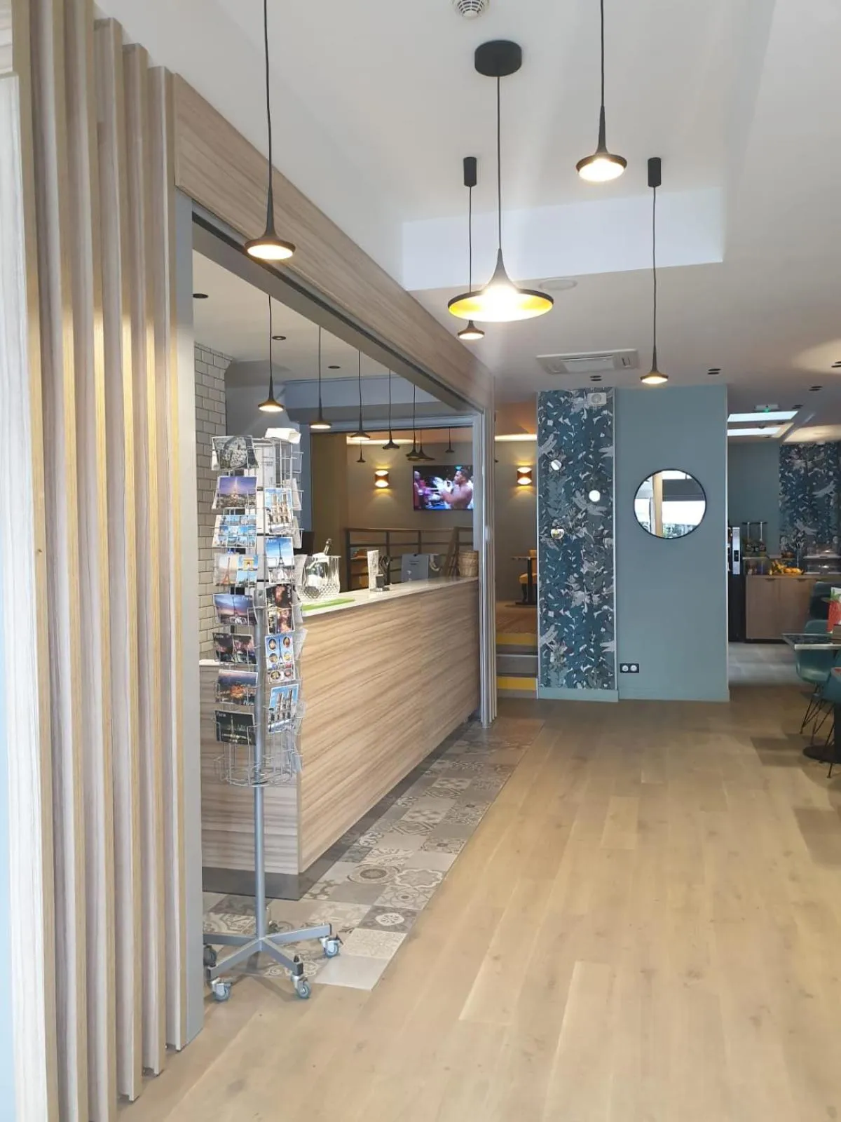 Panam Hotel PARIS GAMBETTA- Place Gambetta-Mairie du 20 emme