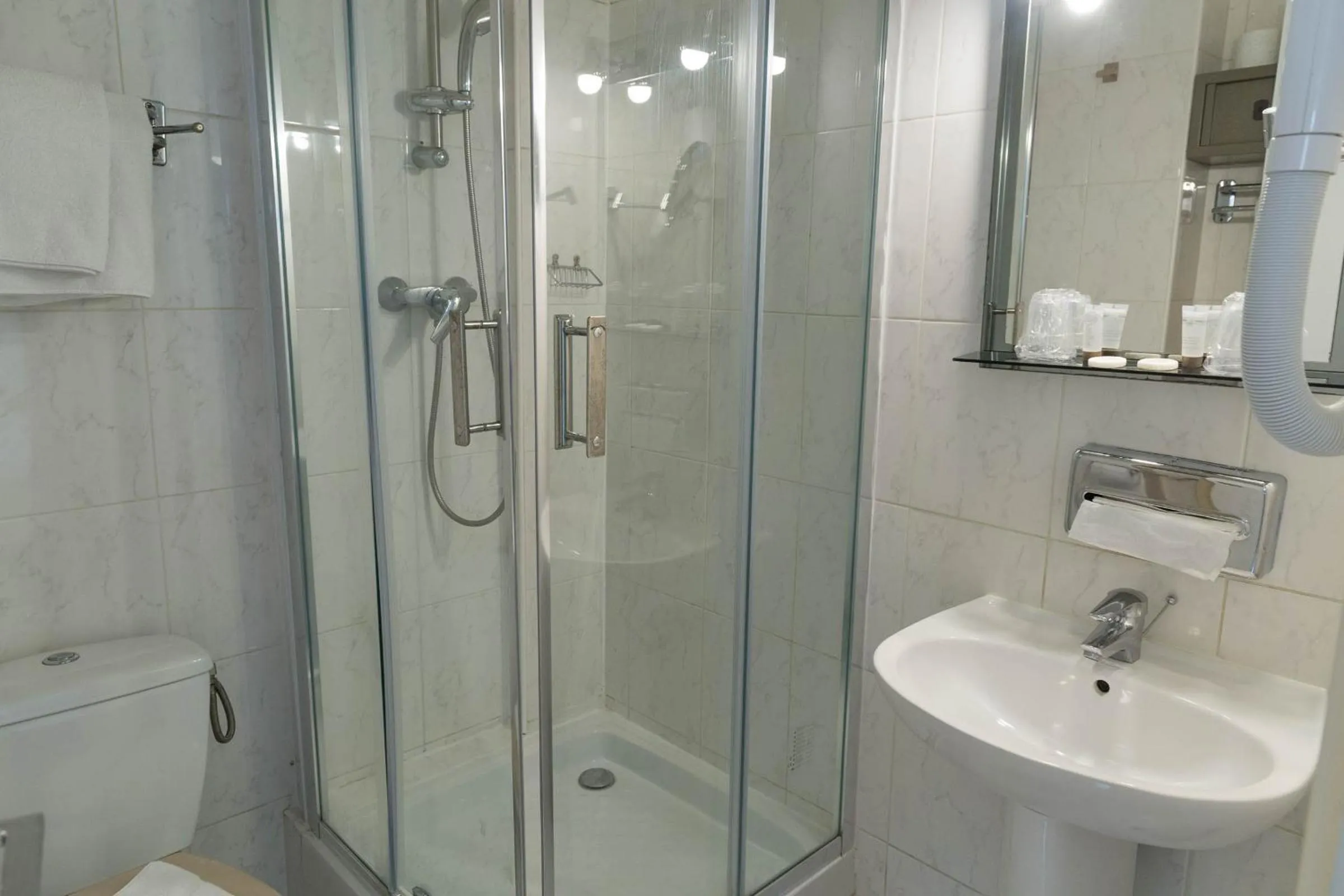 Panam Hotel PARIS GAMBETTA- Place Gambetta-Mairie du 20 emme