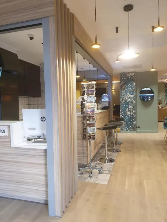 Panam Hotel PARIS GAMBETTA- Place Gambetta-Mairie du 20 emme