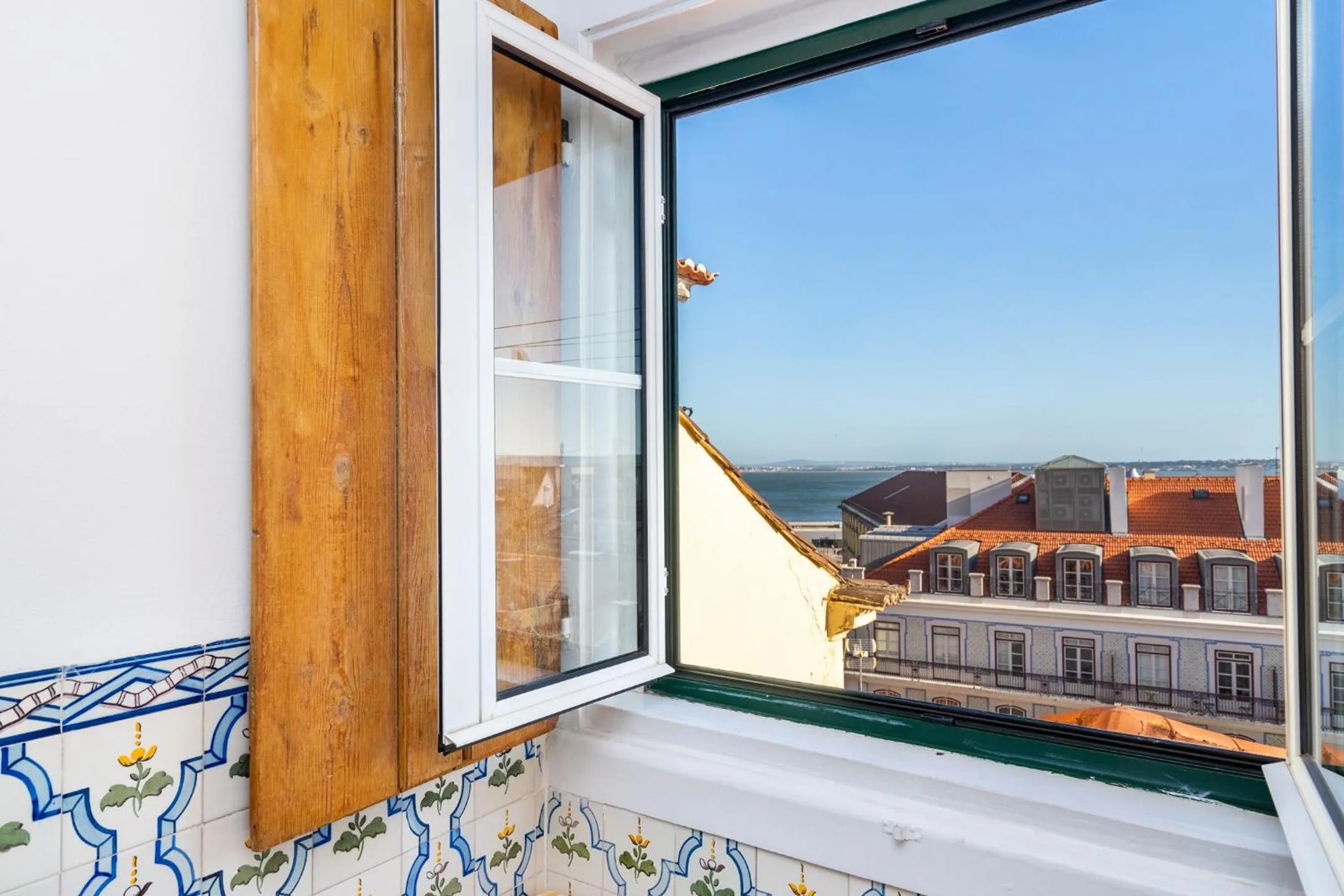 City view in WHome Lisbon Prime Aparts - Sé