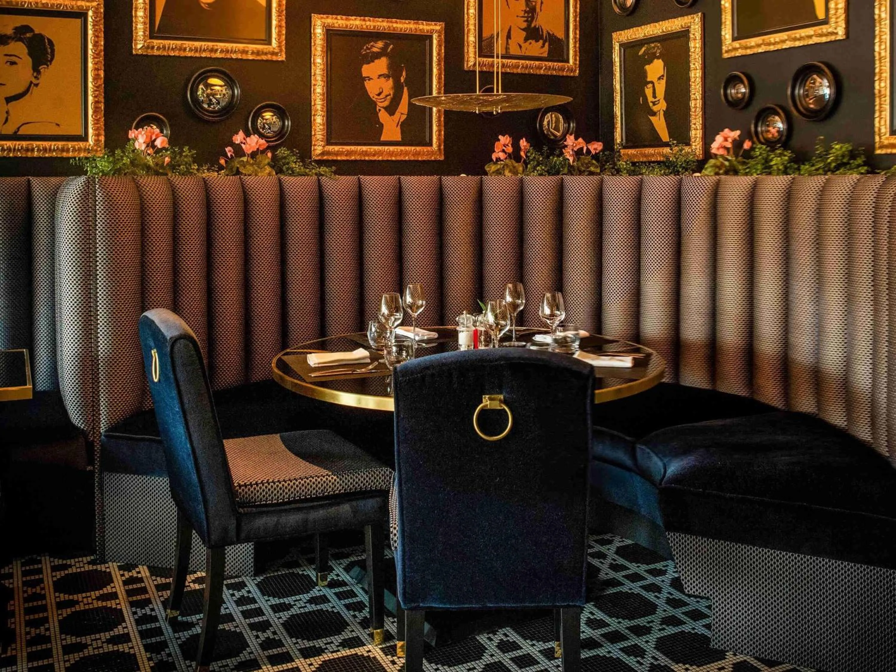 Meeting/conference room in Mercure Orléans Centre Bords de Loire