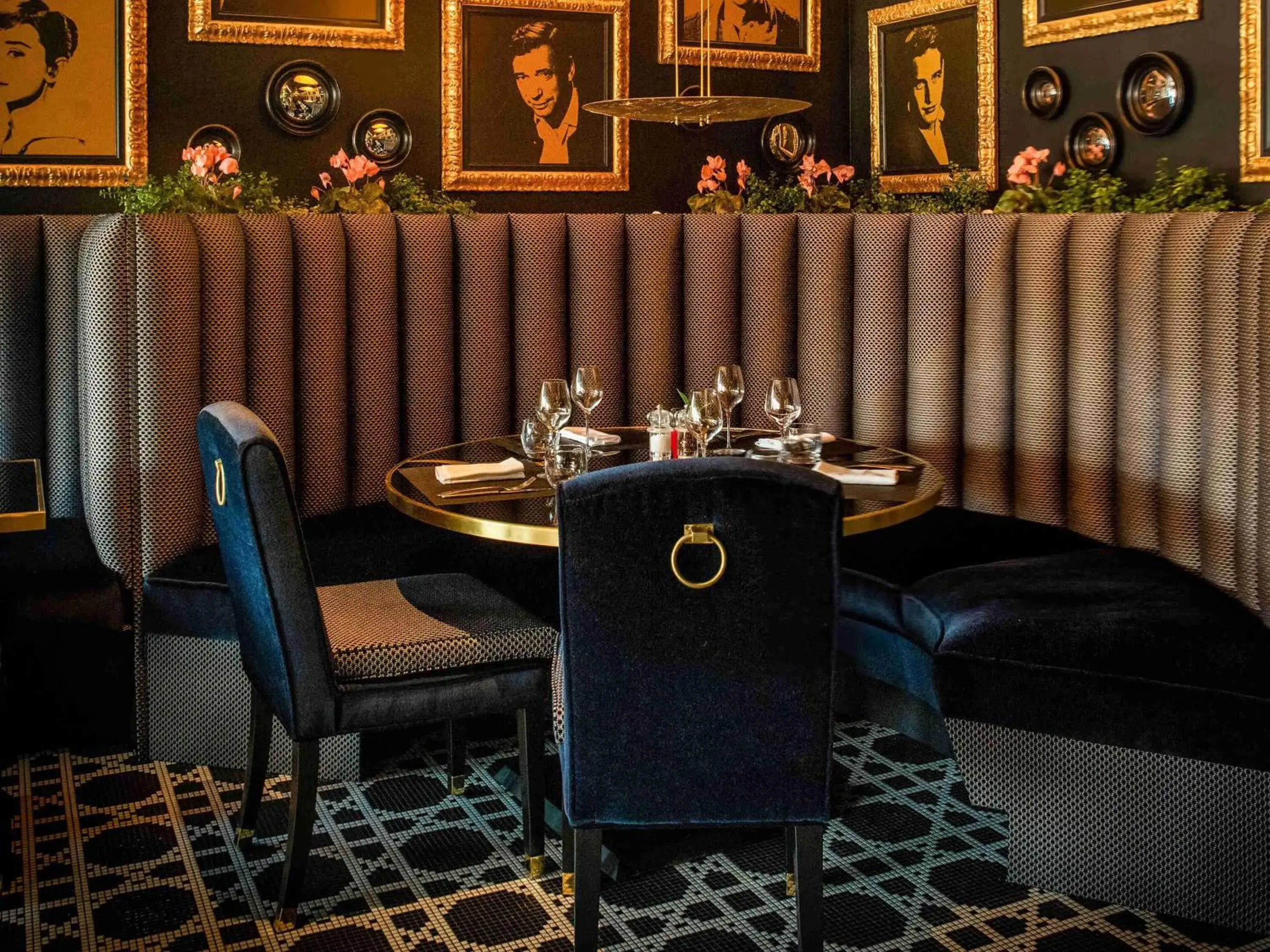 Restaurant/places to eat in Mercure Orléans Centre Bords de Loire Restaurant/places to eat in Mercure Orléans Centre Bords de Loire