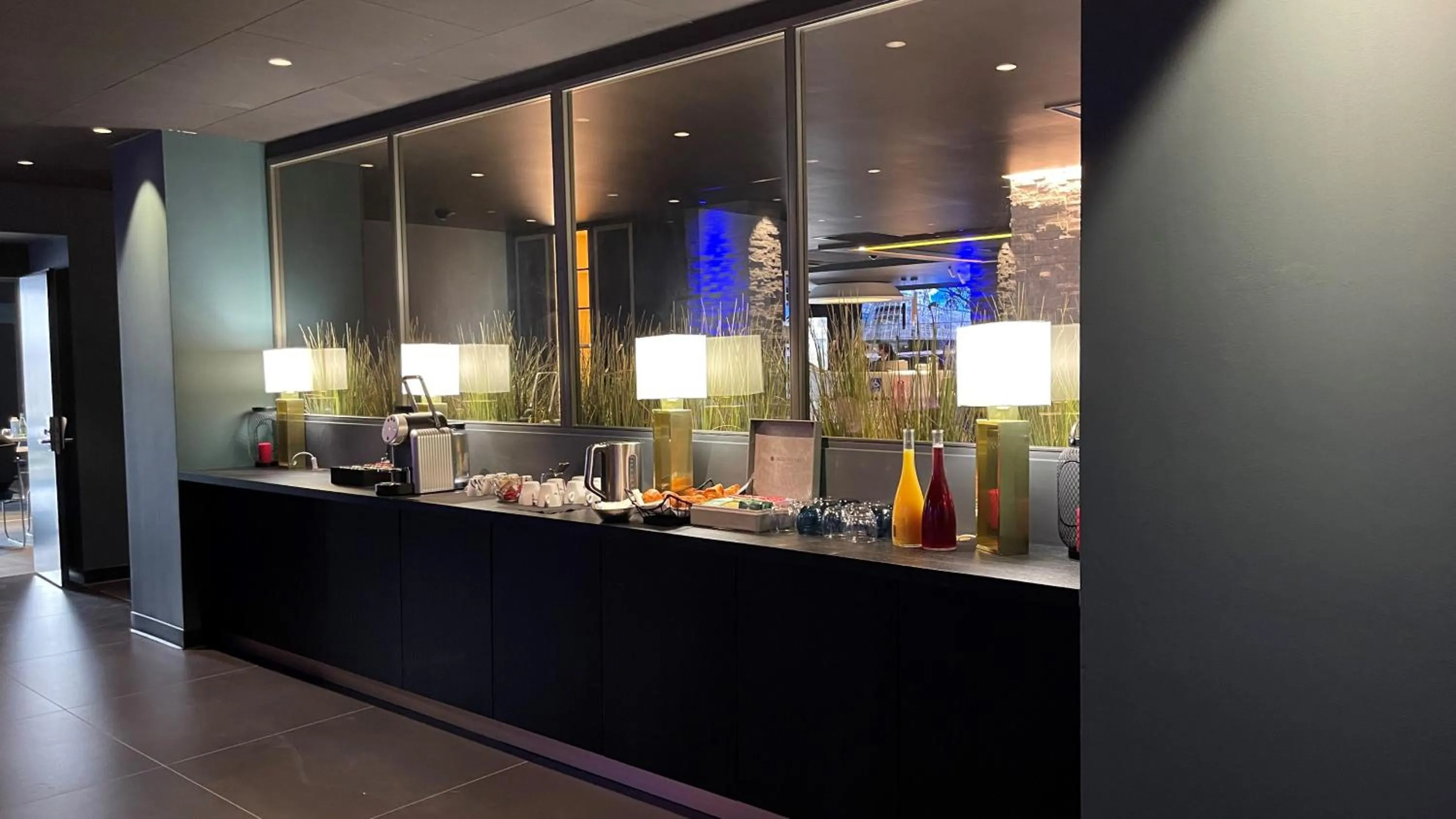 Meeting/conference room in Mercure Orléans Centre Bords de Loire