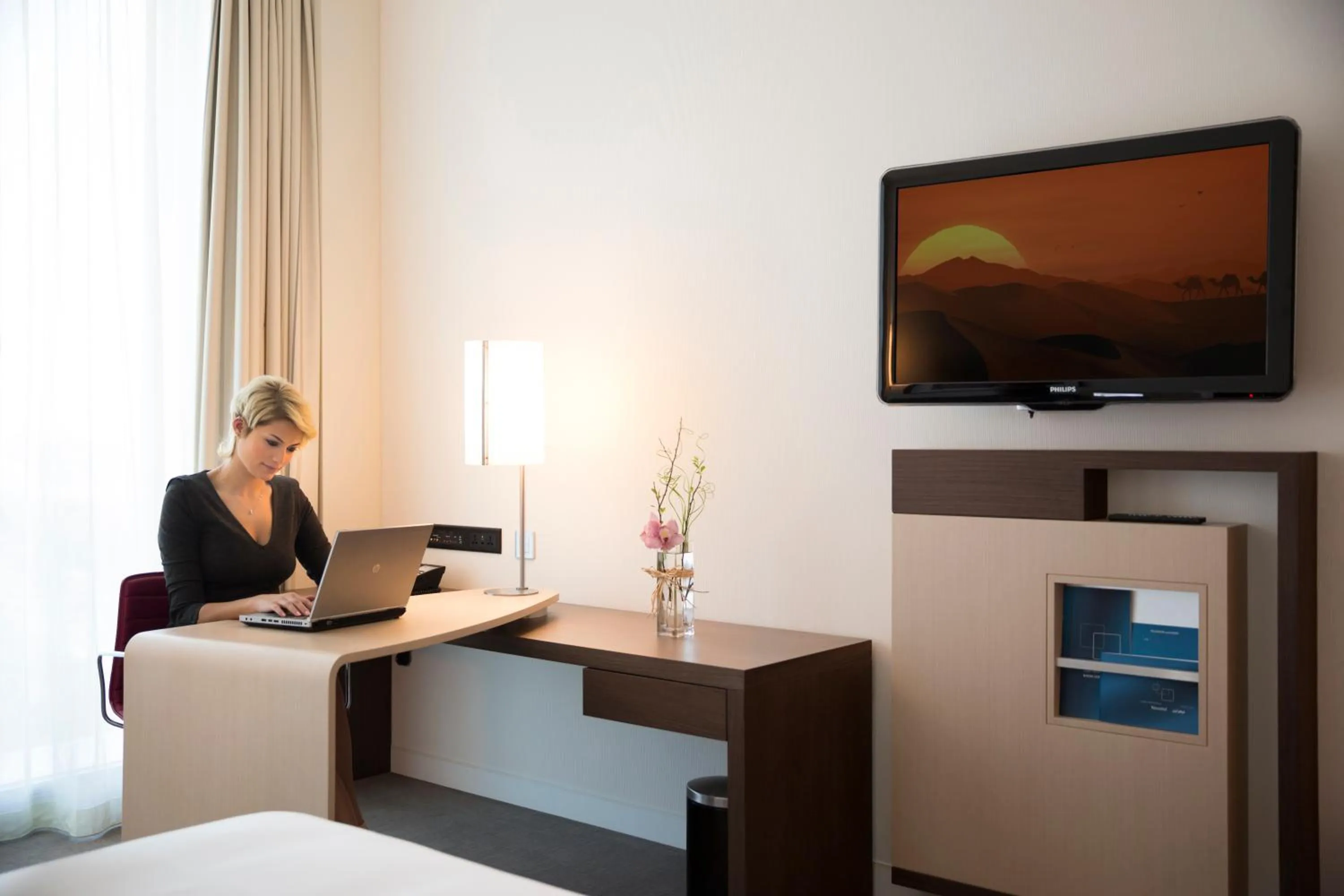 TV and multimedia in Novotel Abu Dhabi Al Bustan