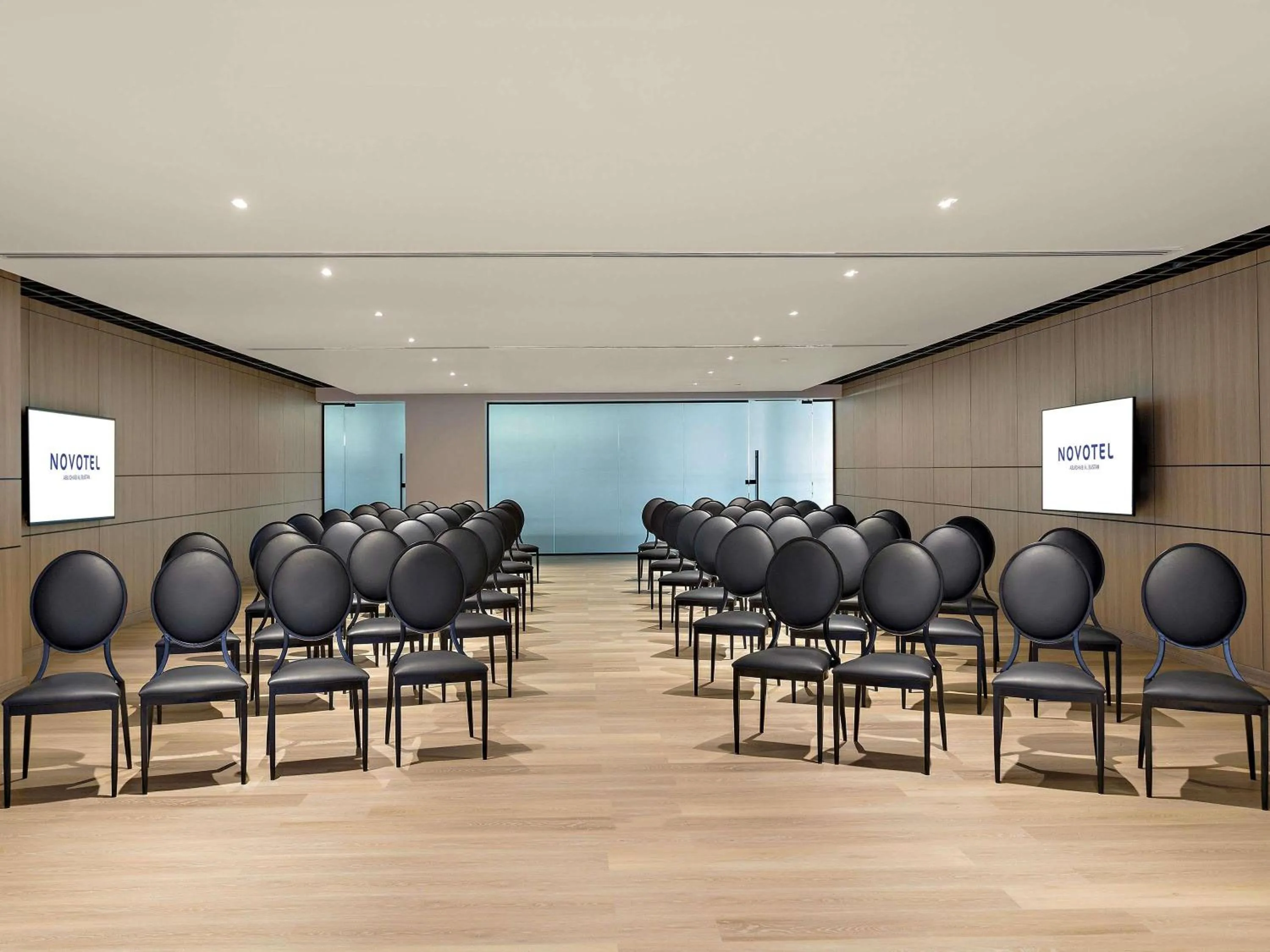 Meeting/conference room in Novotel Abu Dhabi Al Bustan