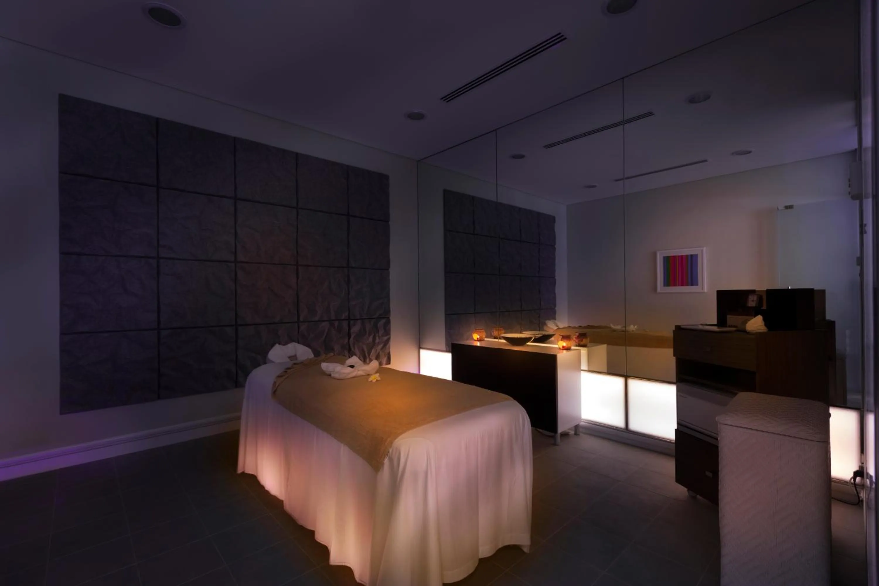 Spa and wellness centre/facilities, Bed in Novotel Abu Dhabi Al Bustan