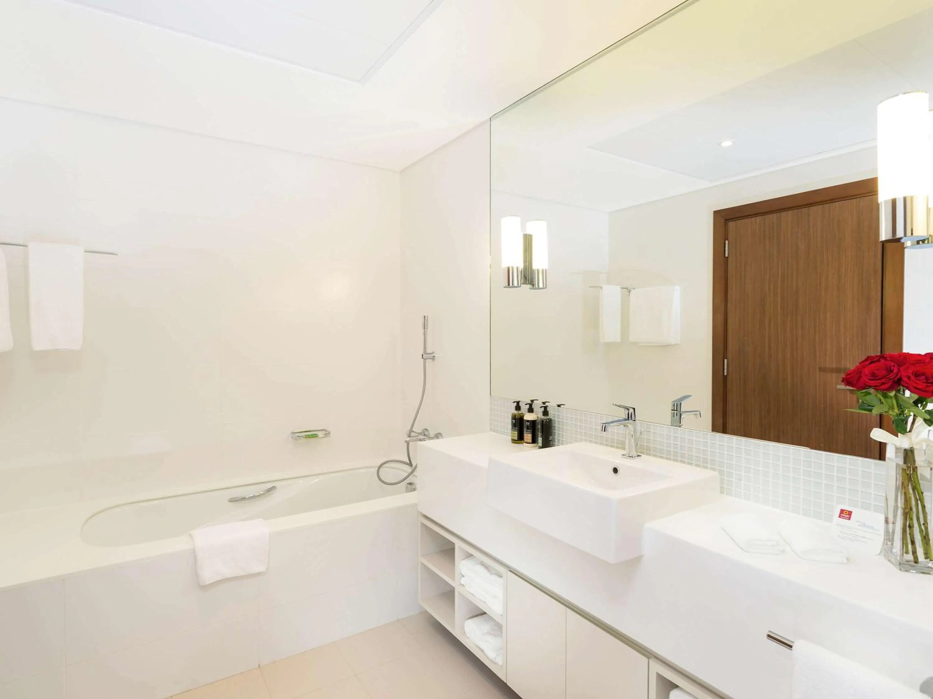 Photo of the whole room in Adagio Abu Dhabi Al Bustan