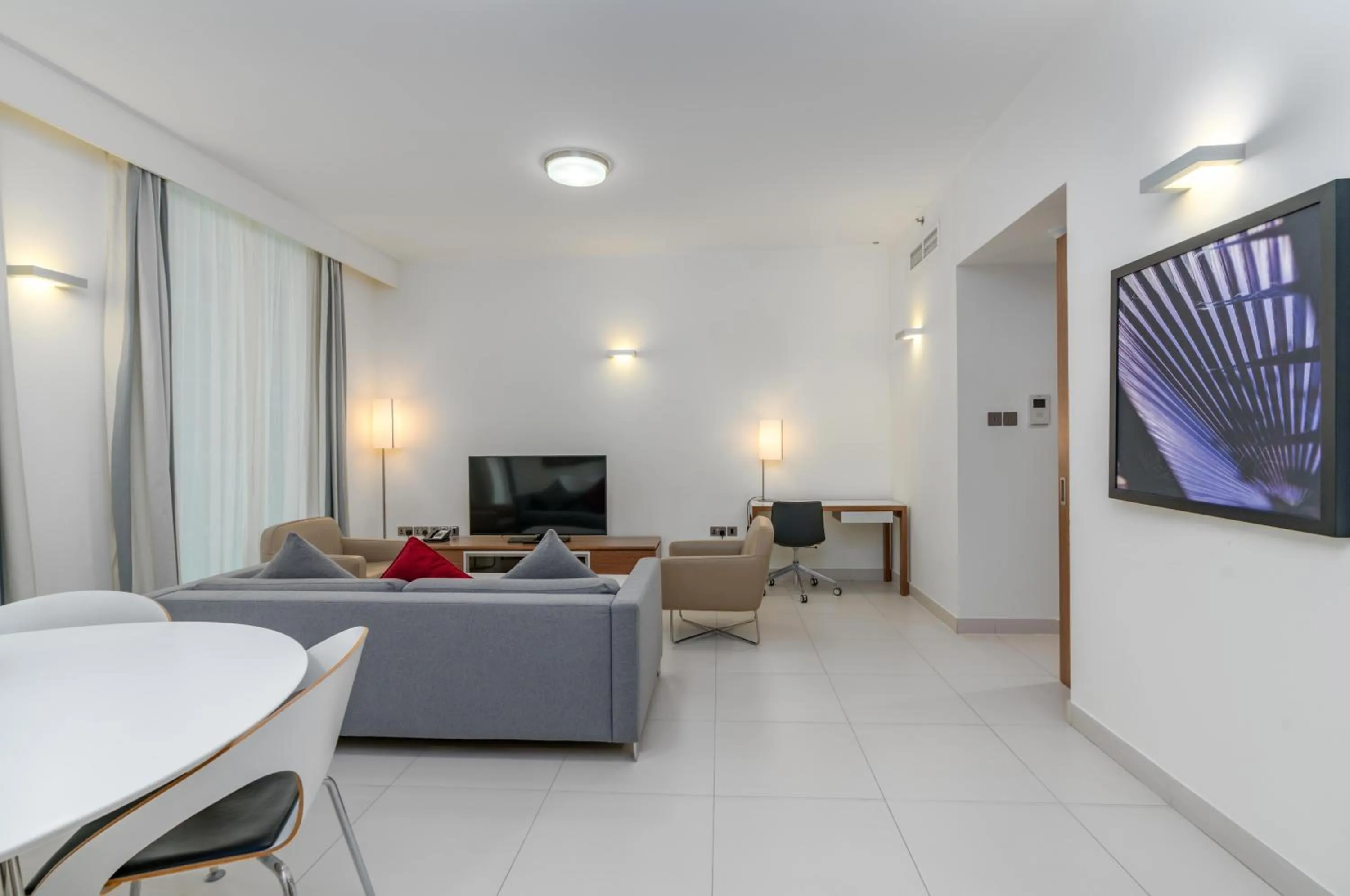 TV and multimedia in Adagio Abu Dhabi Al Bustan