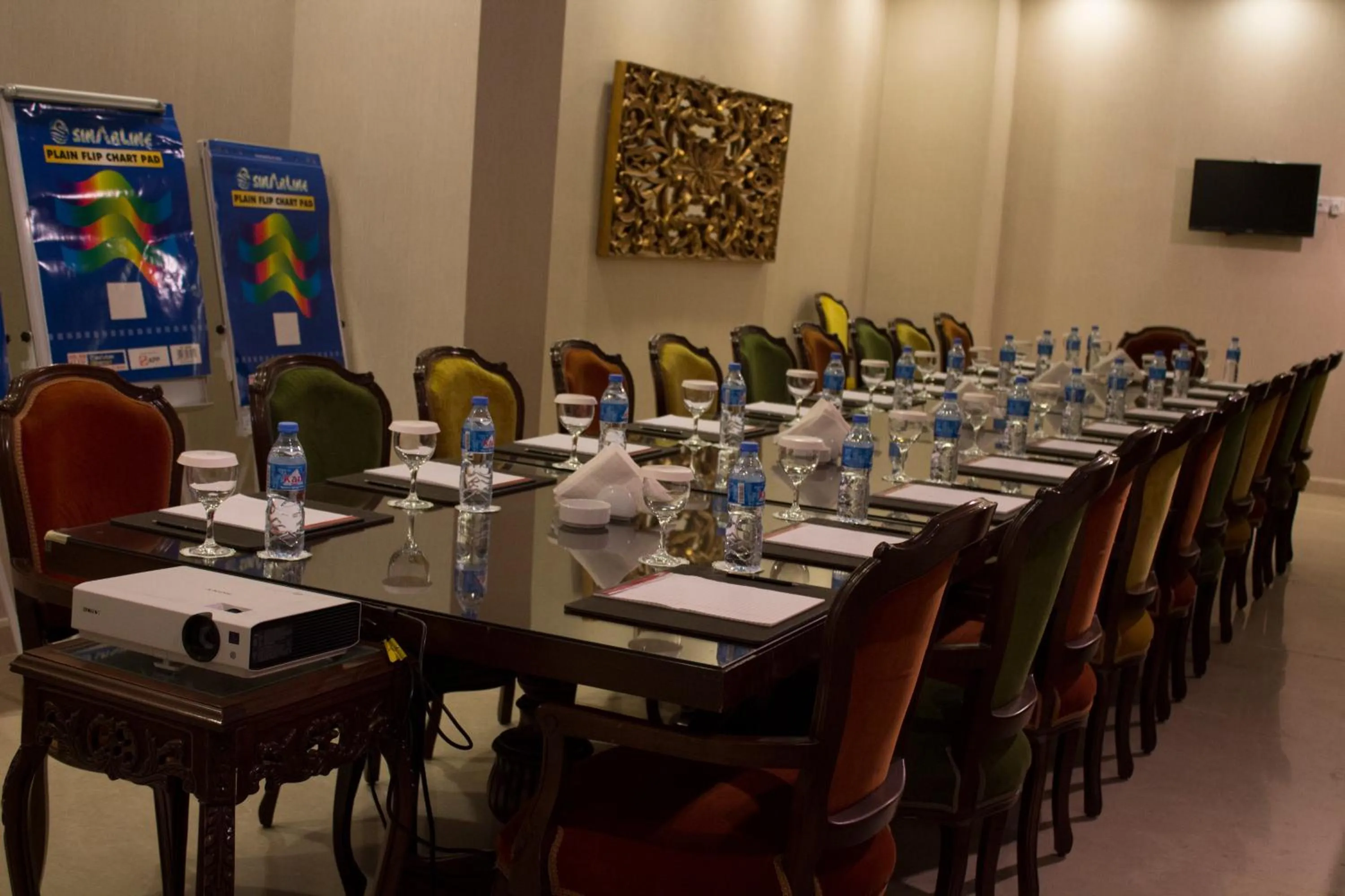 Business facilities in Fiori Hotel