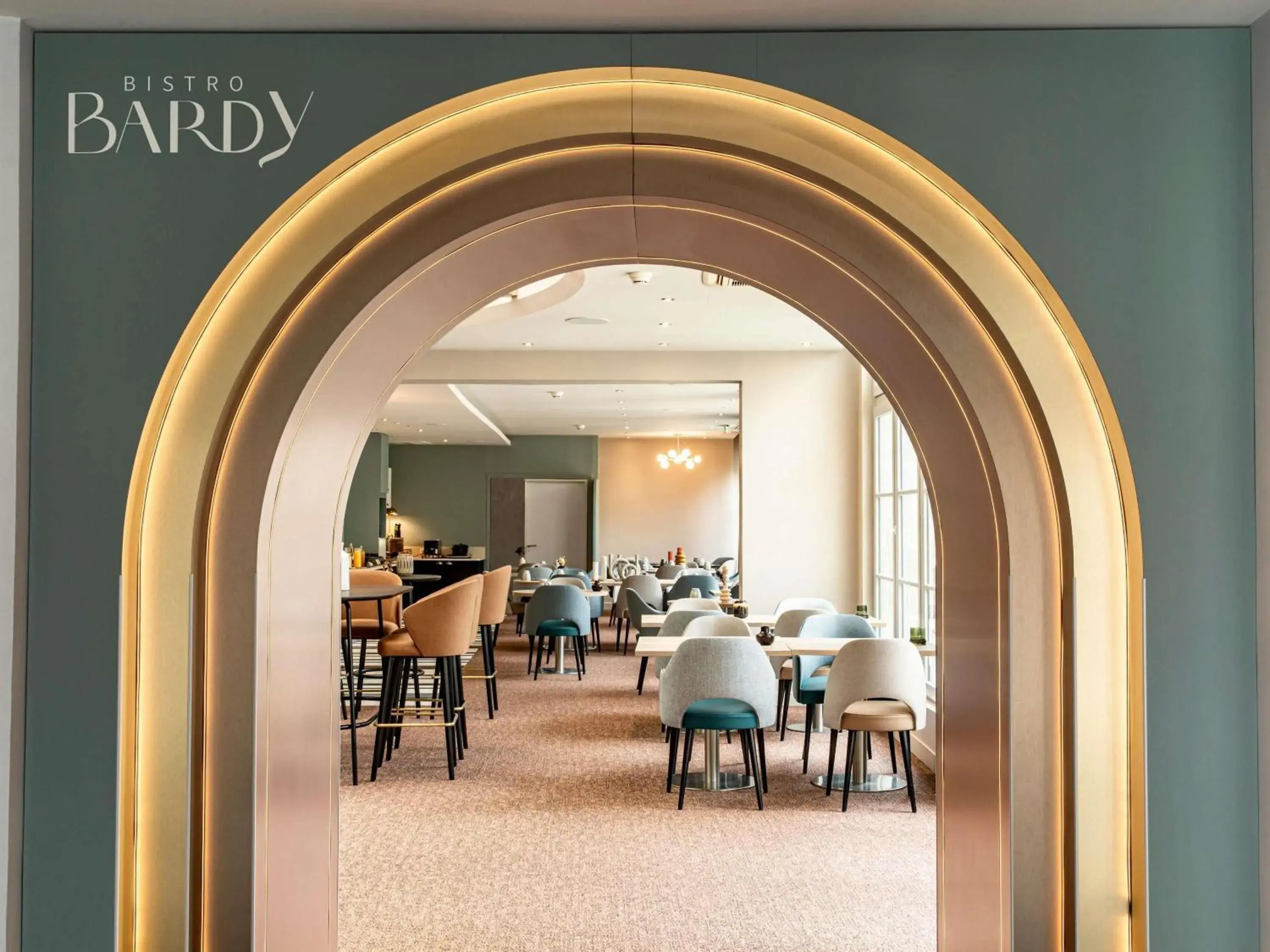 Restaurant/places to eat in Mercure Angoulême Hôtel de France Restaurant/places to eat in Mercure Angoulême Hôtel de France