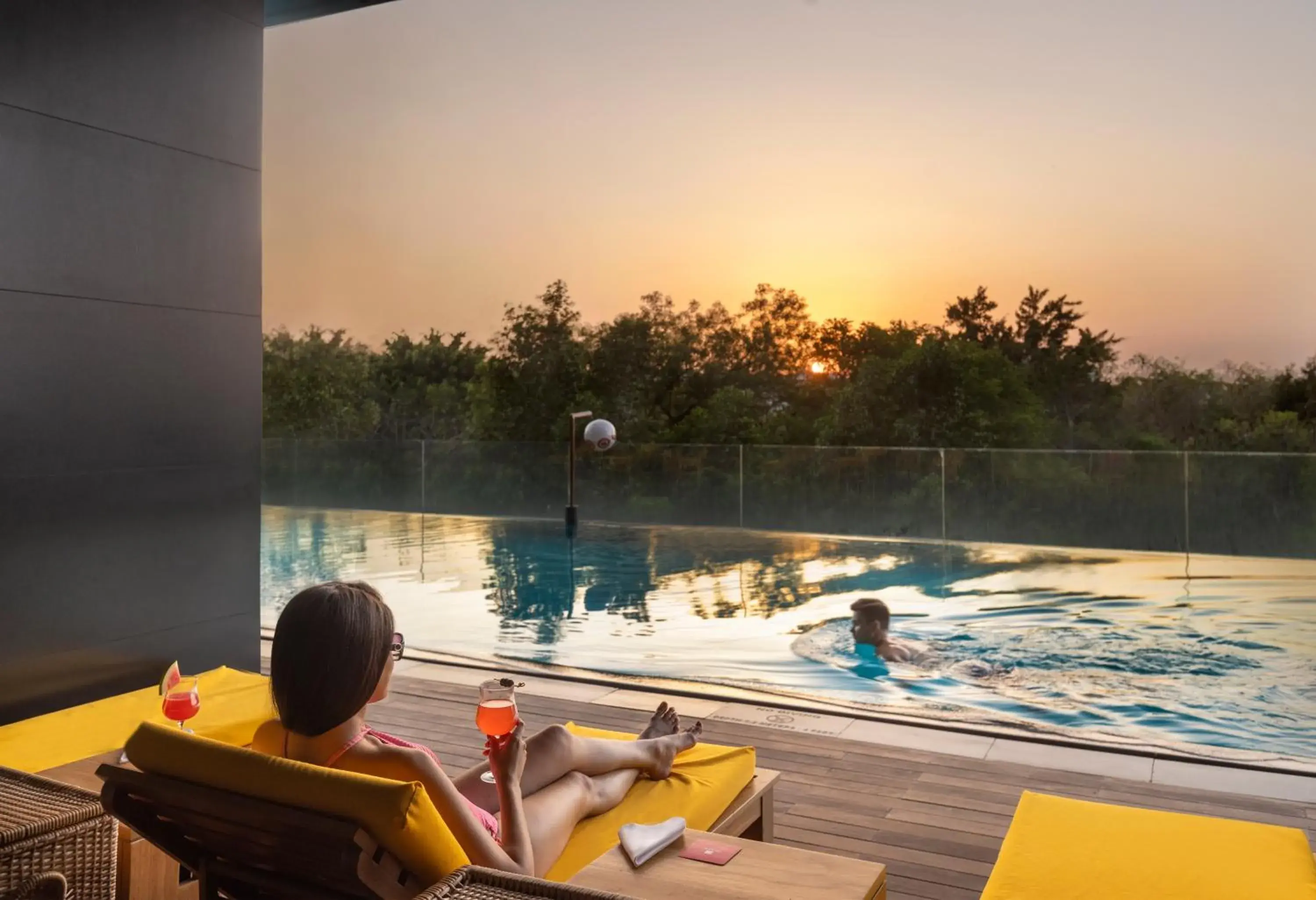 Swimming pool in Trident Hyderabad Swimming pool in Trident Hyderabad