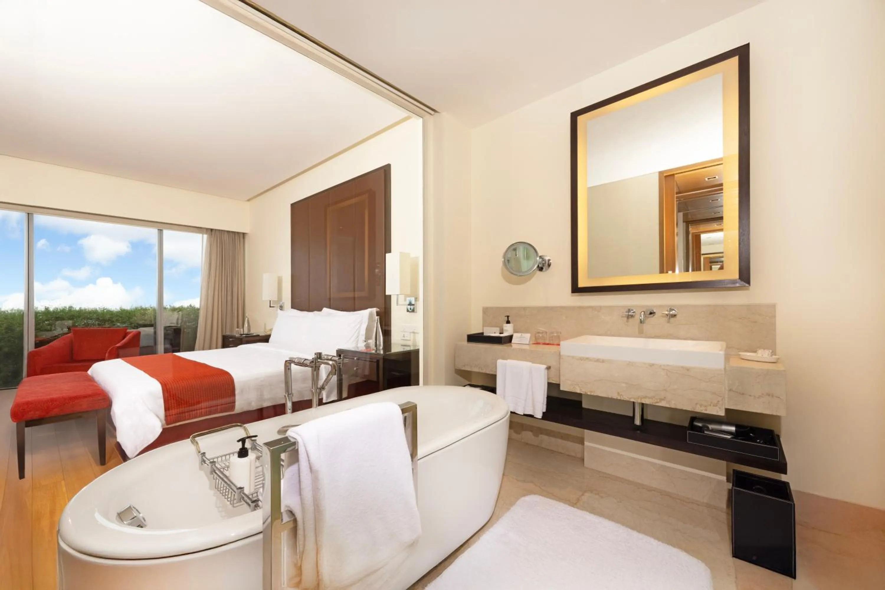 Bed in Trident Hyderabad