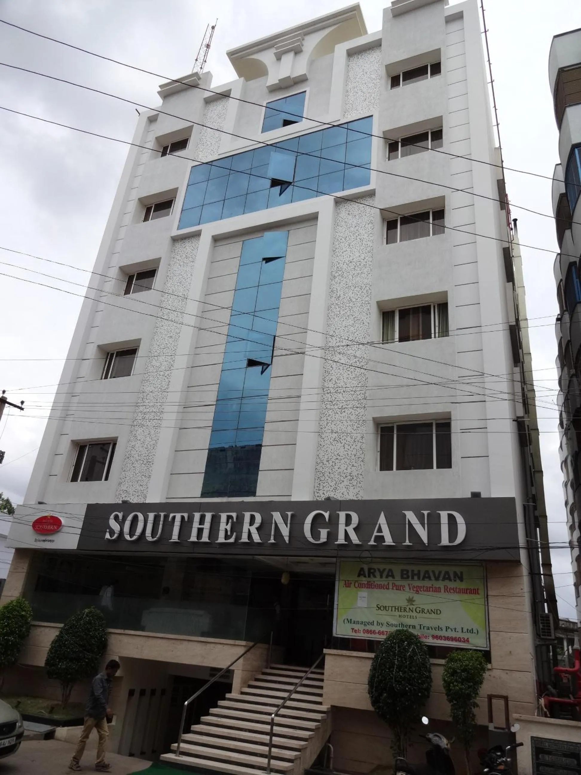 Property building in Hotel Southern Grand