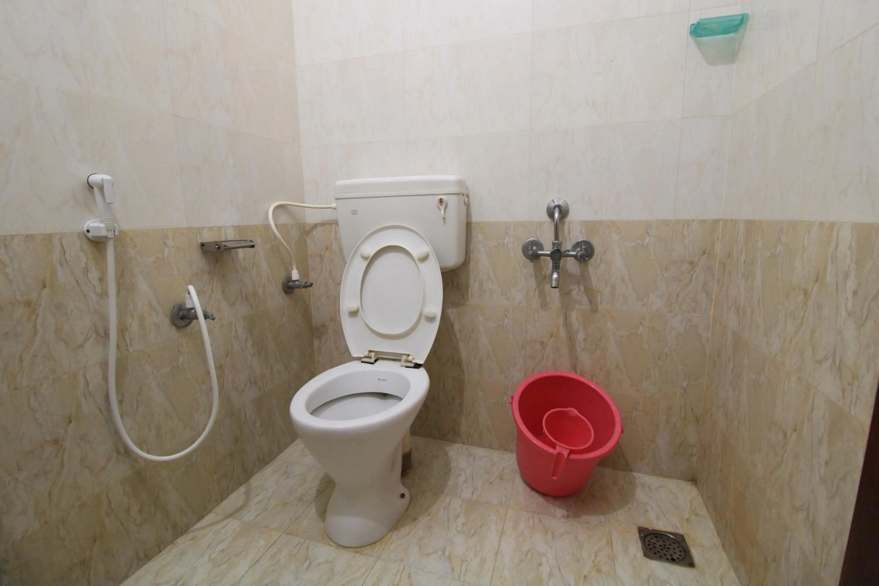 Shower in Just Guest House, Chennai Airport