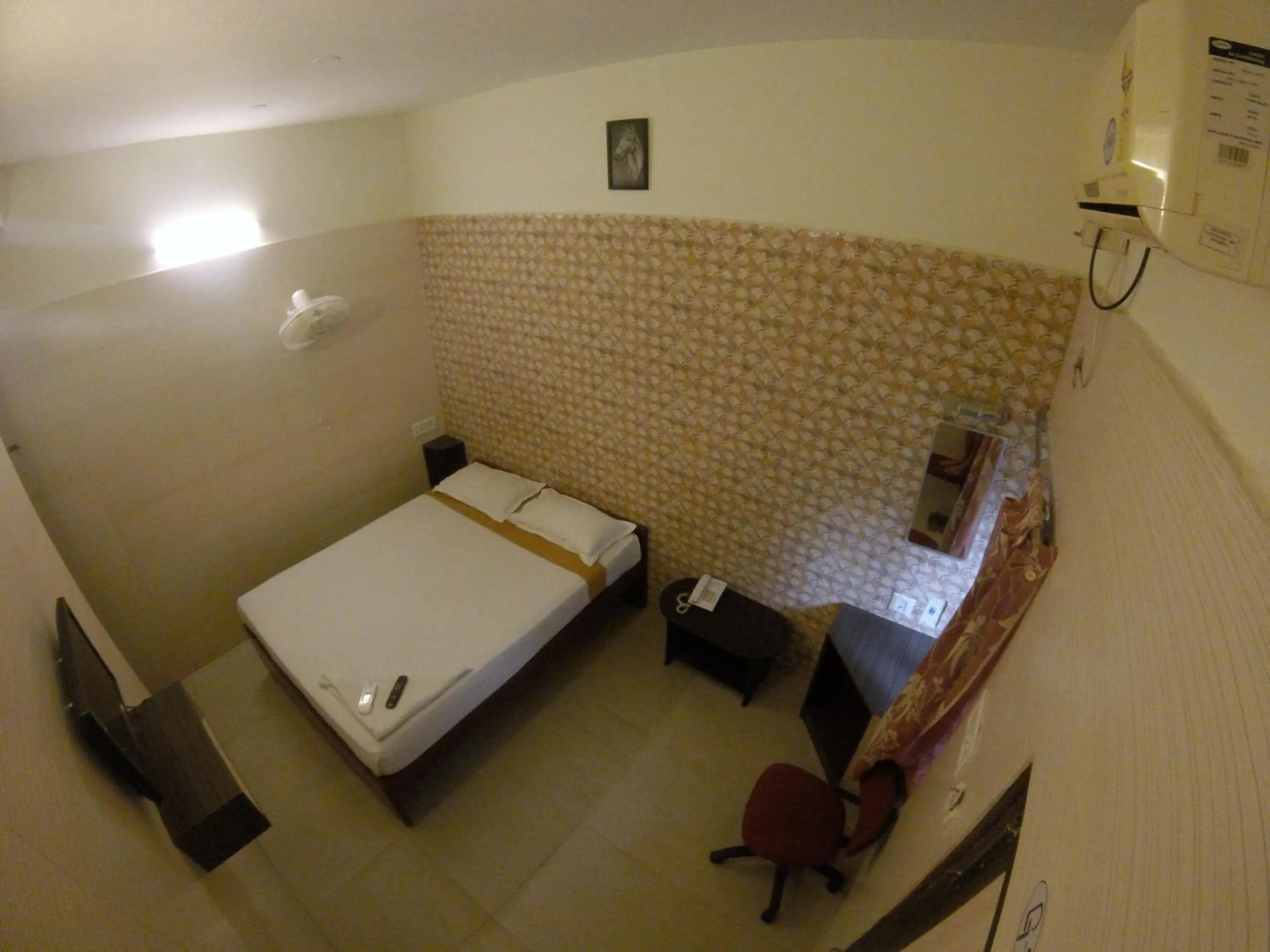 Bed in Just Guest House, Chennai Airport