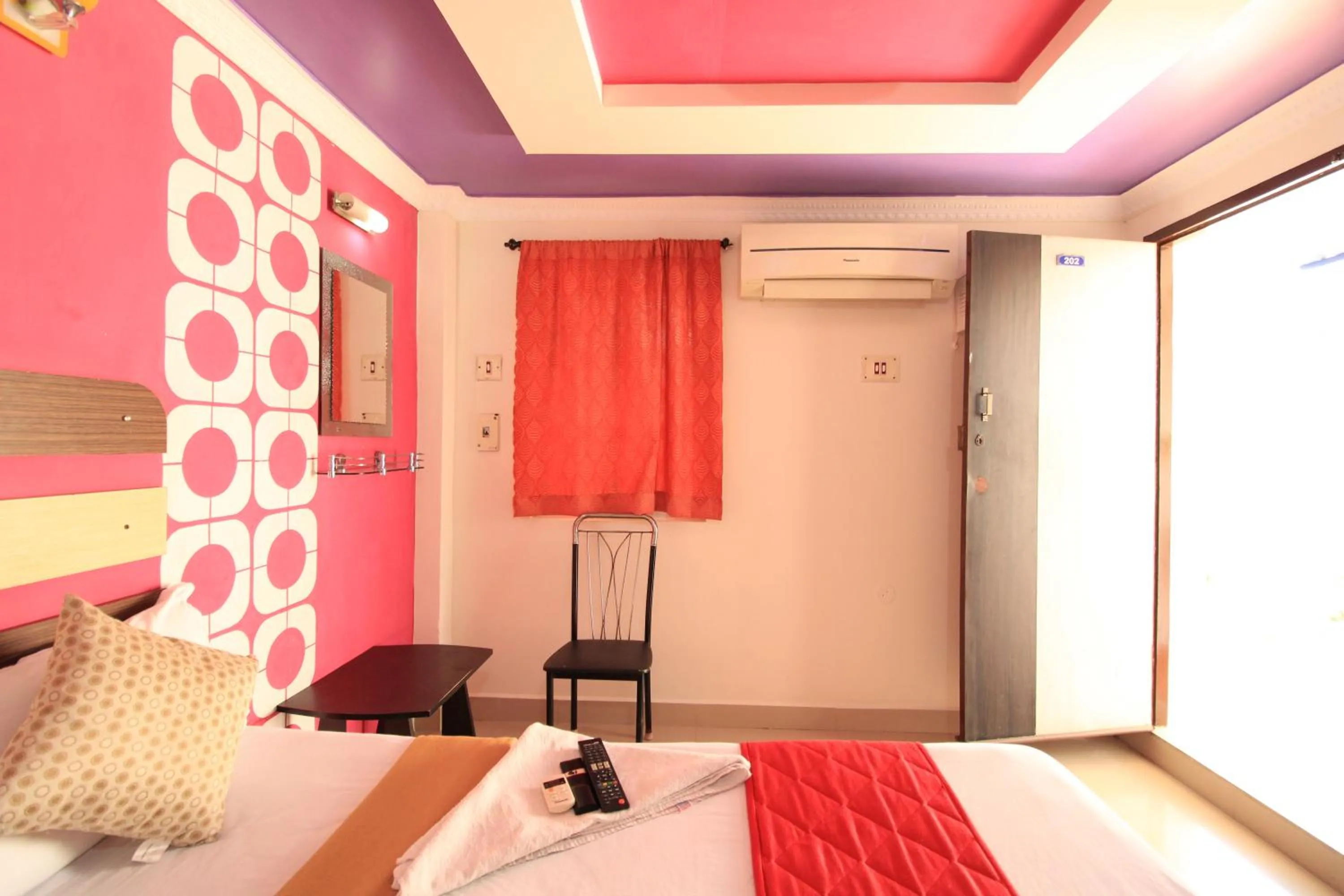 Bed in Just Guest House, Chennai Airport