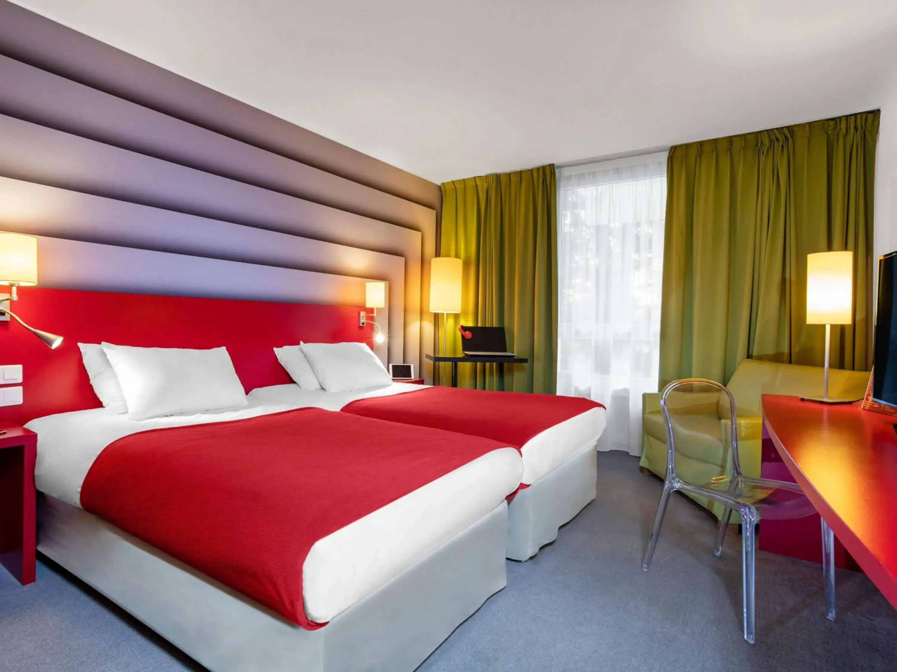 Bedroom, Bed in ibis Styles Avignon Sud Bedroom, Bed in ibis Styles Avignon Sud