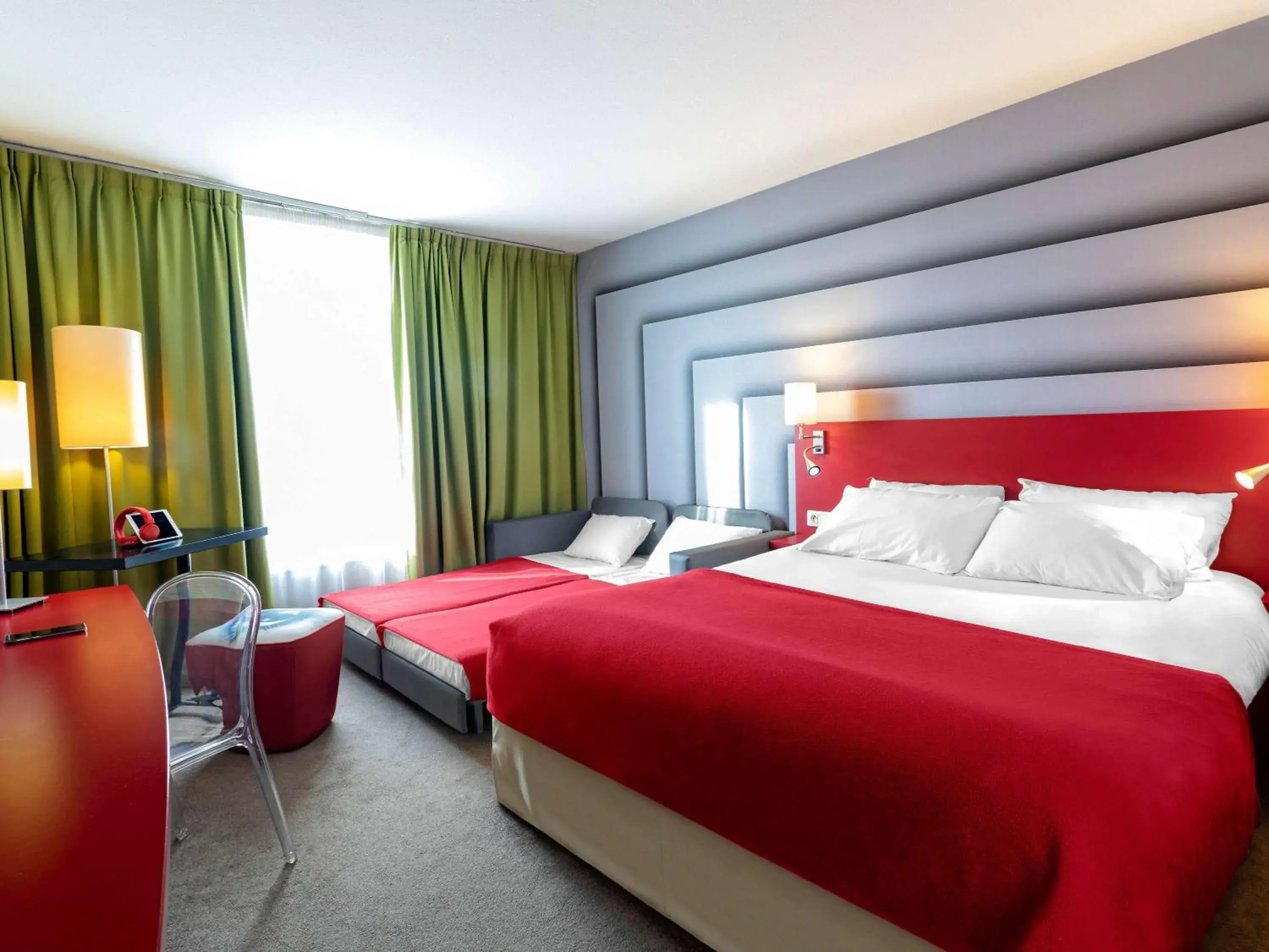 Bedroom, Bed in ibis Styles Avignon Sud Bedroom, Bed in ibis Styles Avignon Sud