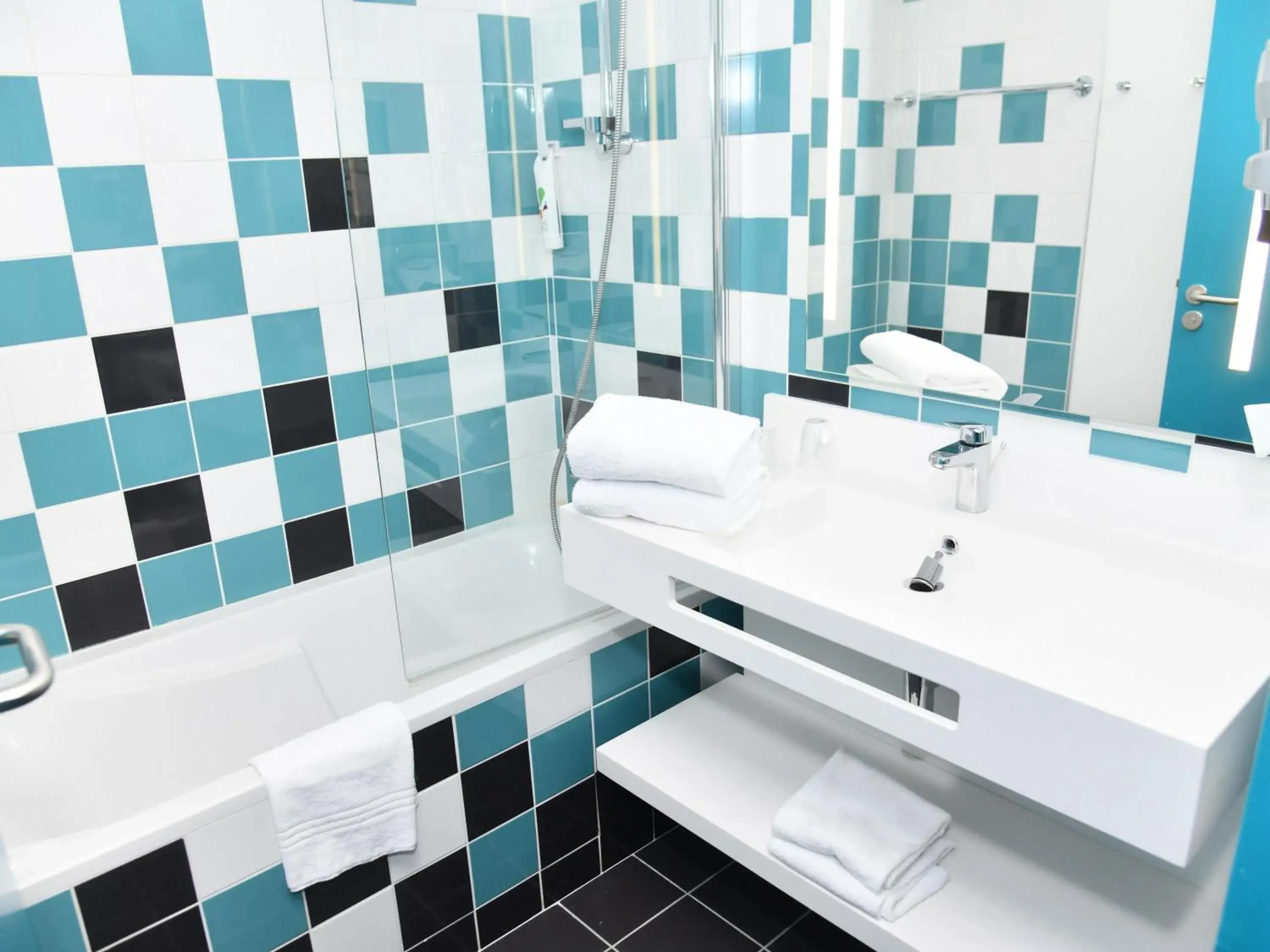 Bedroom in ibis Styles Avignon Sud Bedroom in ibis Styles Avignon Sud