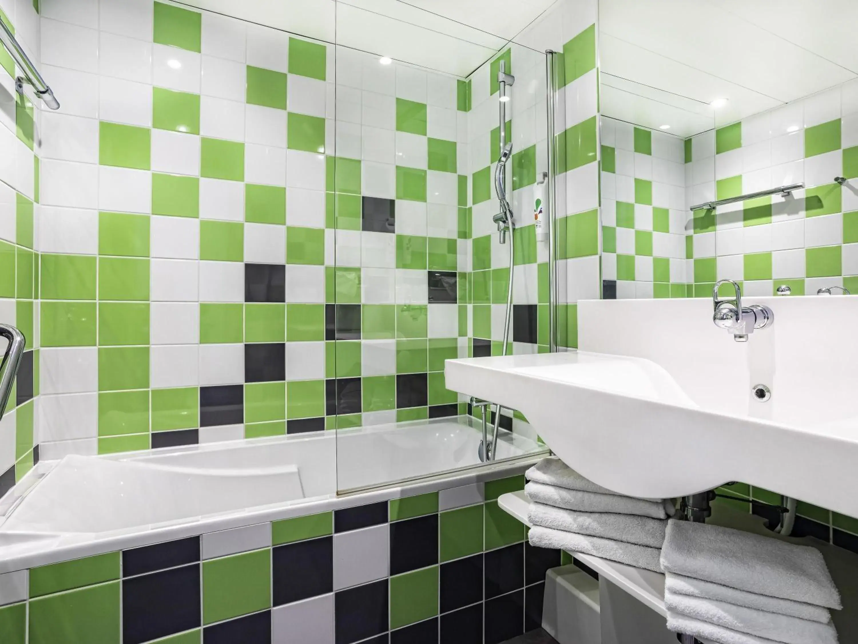 Bedroom in ibis Styles Avignon Sud Bedroom in ibis Styles Avignon Sud