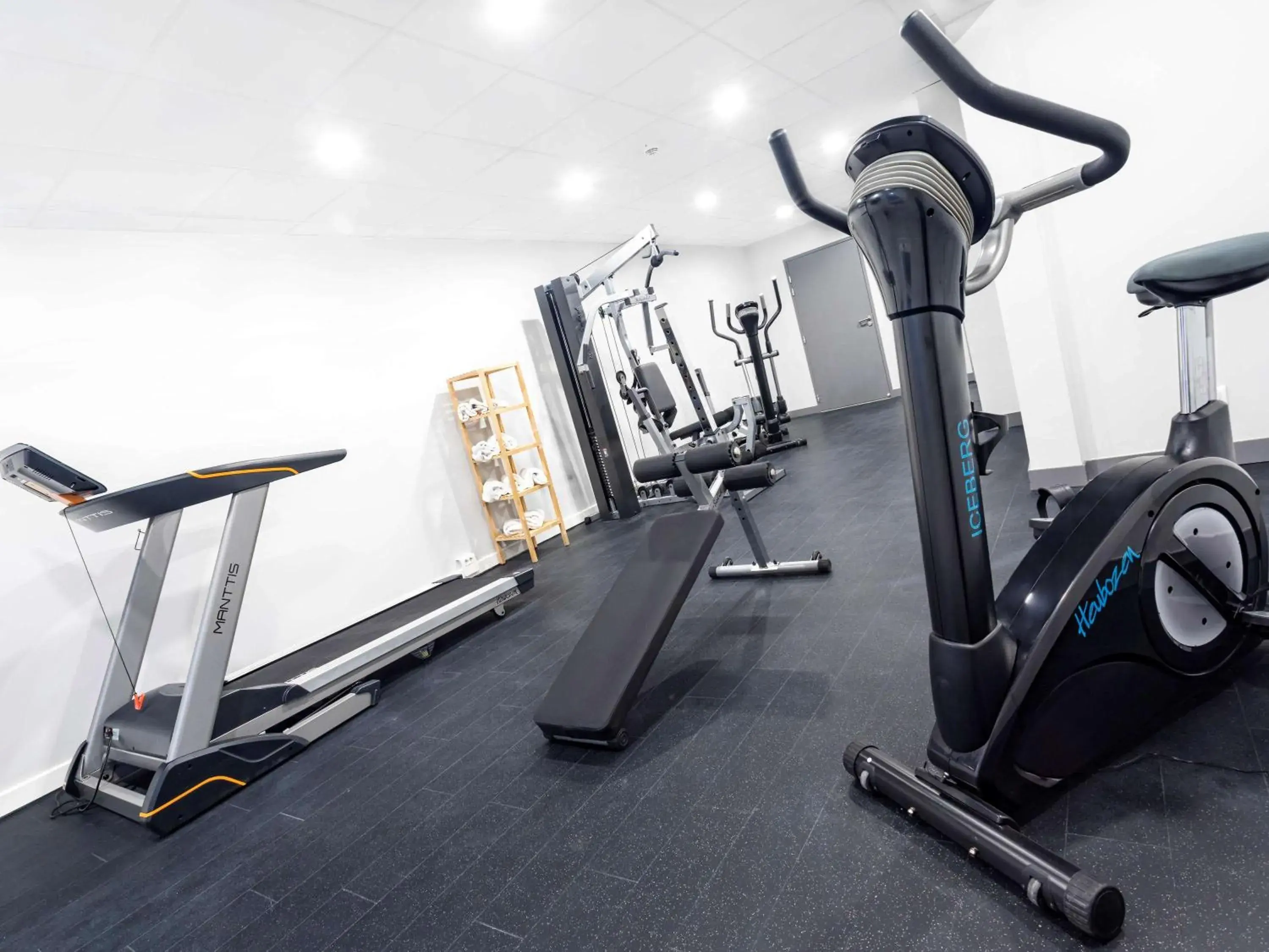 Fitness centre/facilities in ibis Styles Avignon Sud Fitness centre/facilities in ibis Styles Avignon Sud