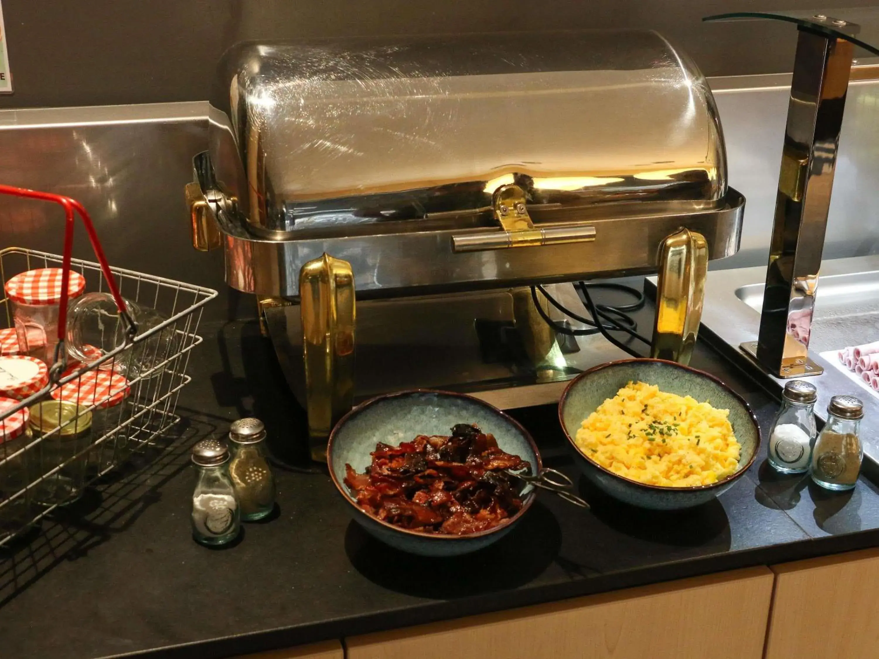 Breakfast in ibis Styles Avignon Sud Breakfast in ibis Styles Avignon Sud