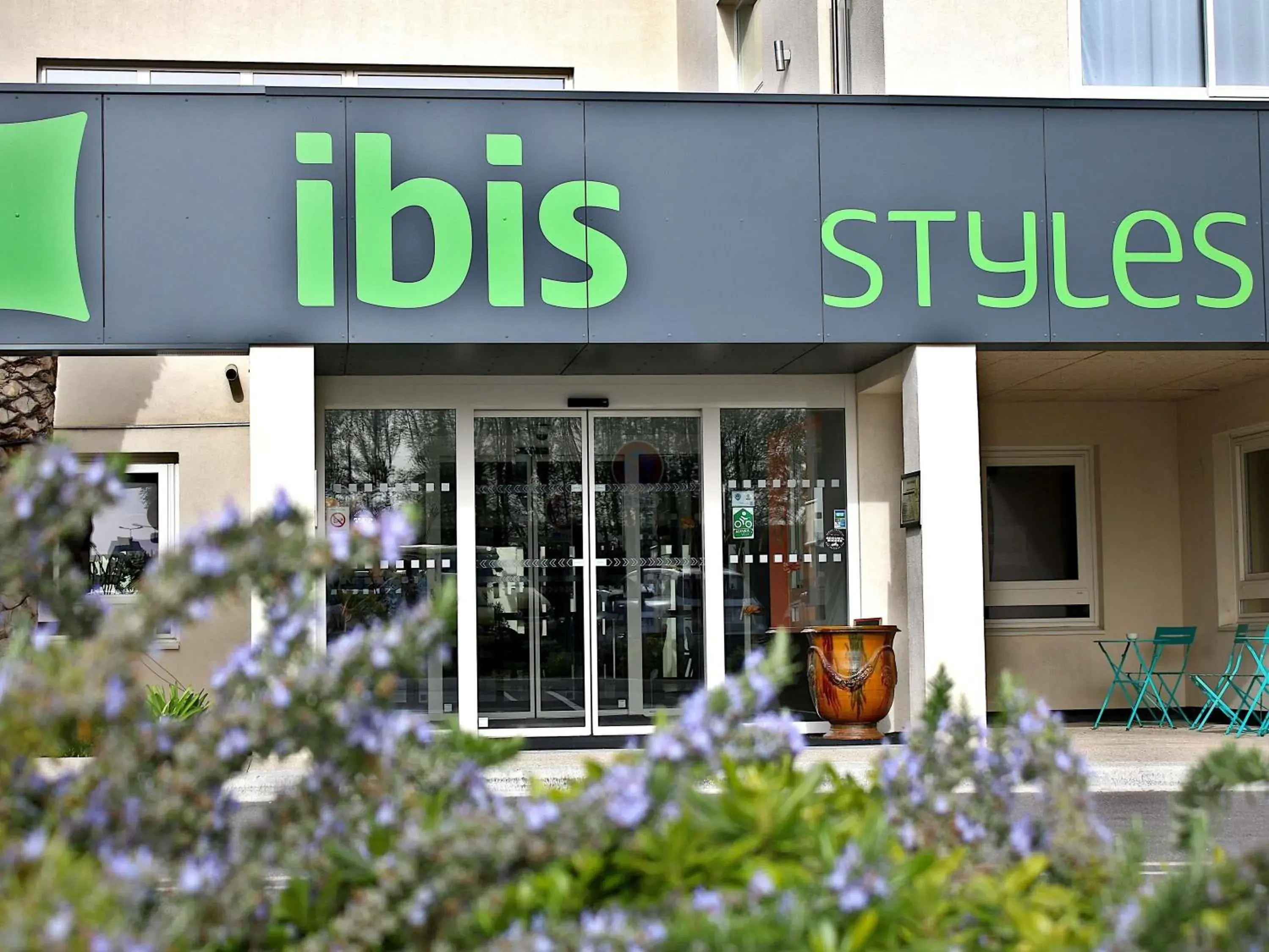 Property building in ibis Styles Avignon Sud Property building in ibis Styles Avignon Sud