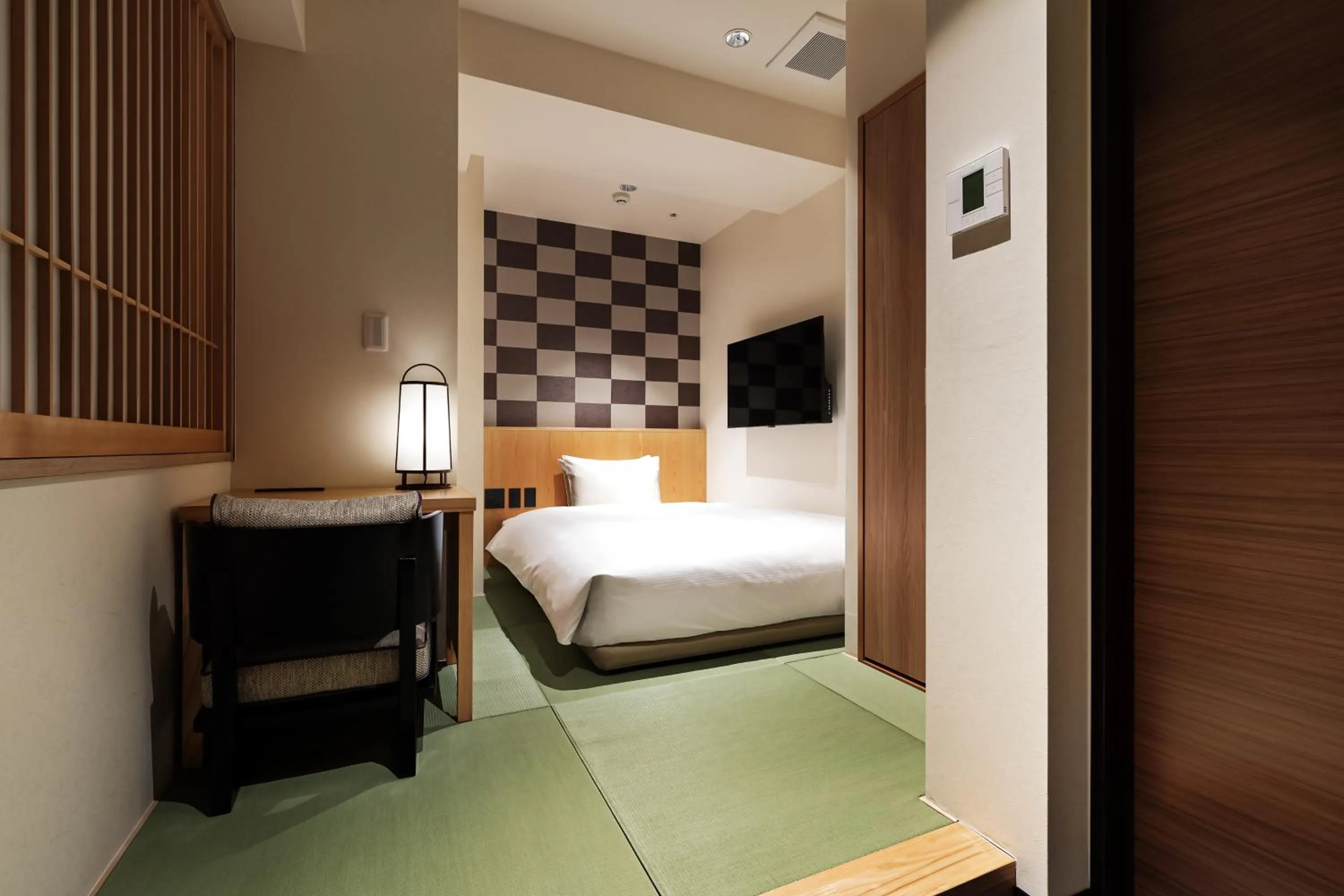 Photo of the whole room, Bed in PROSTYLE RYOKAN TOKYO ASAKUSA