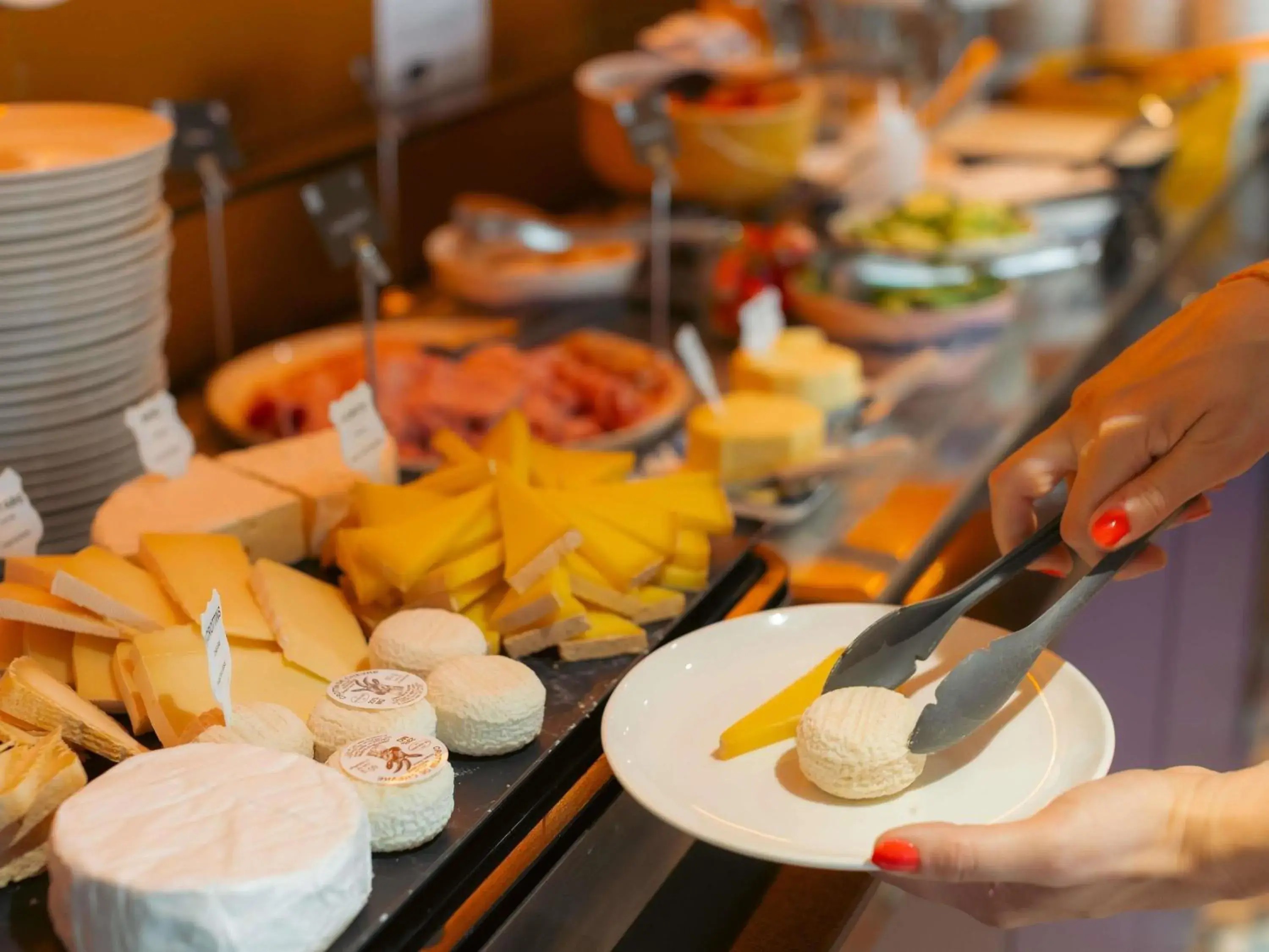 Breakfast in Novotel La Rochelle Centre Breakfast in Novotel La Rochelle Centre