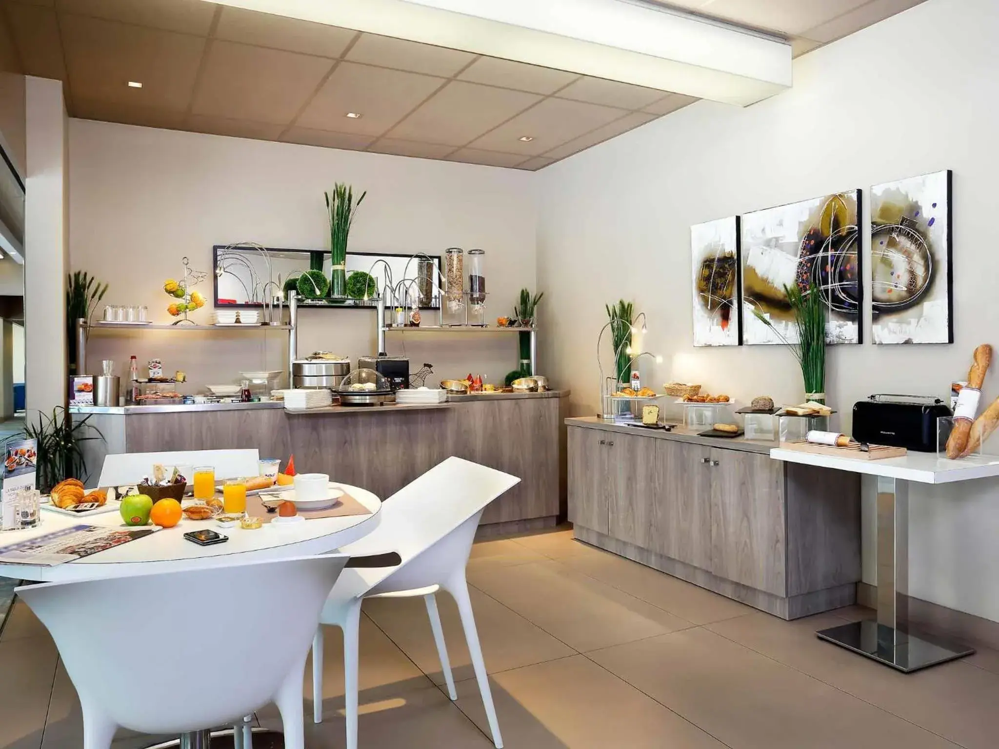 Restaurant/places to eat in Mercure Brive Restaurant/places to eat in Mercure Brive