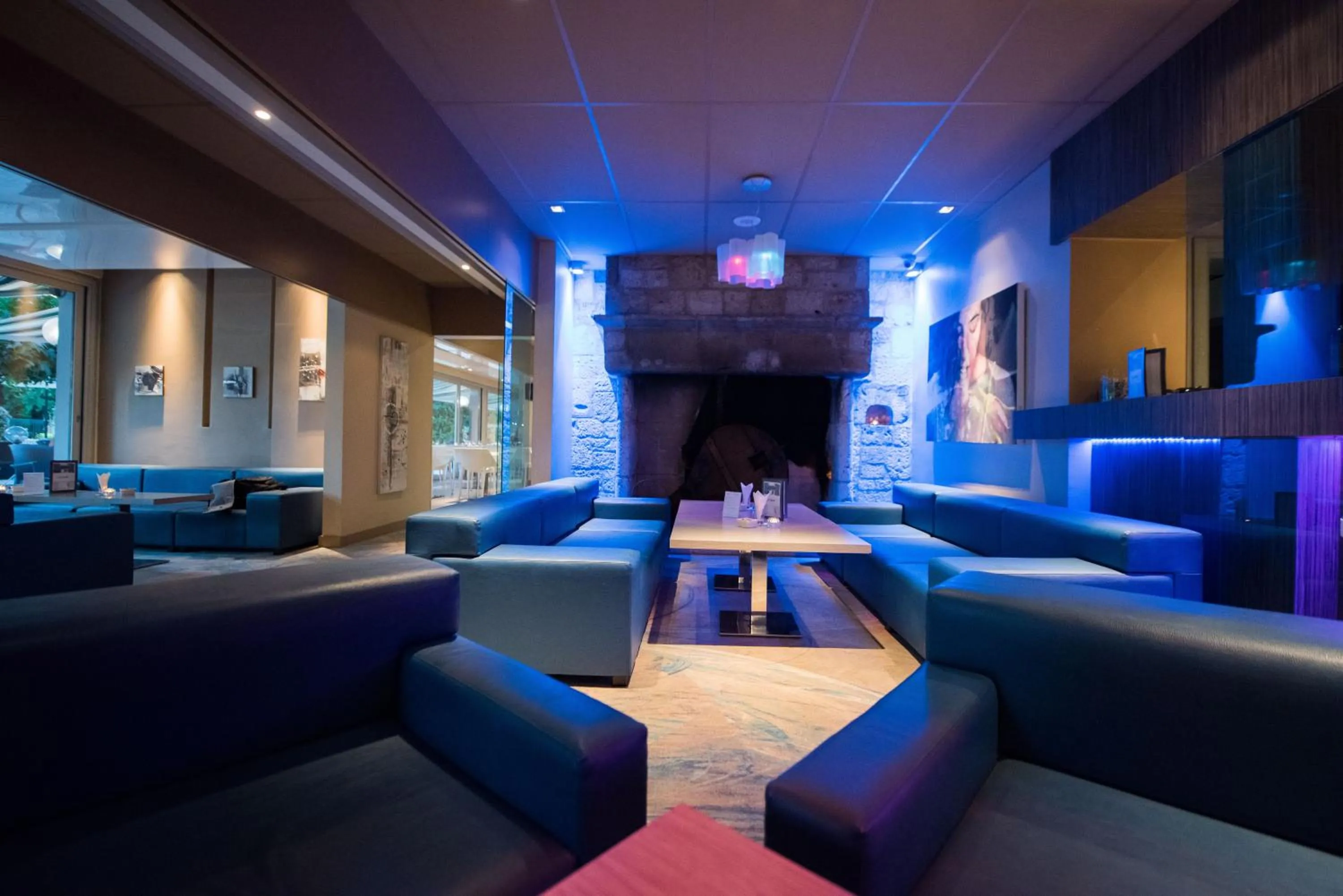 Lounge or bar in Mercure Brive