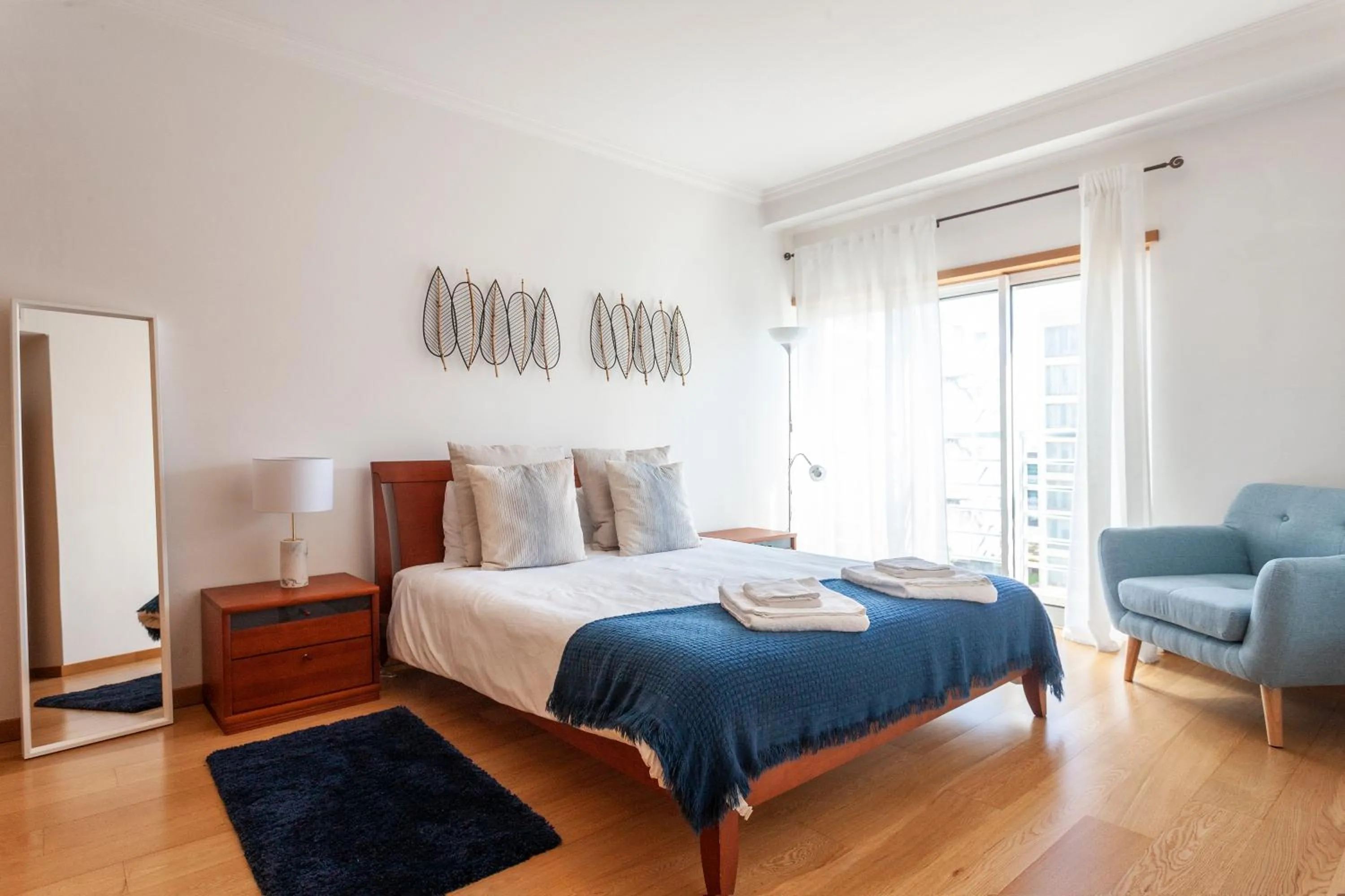 Central Orient Residence - Modern, spacious and sunny! By the river!