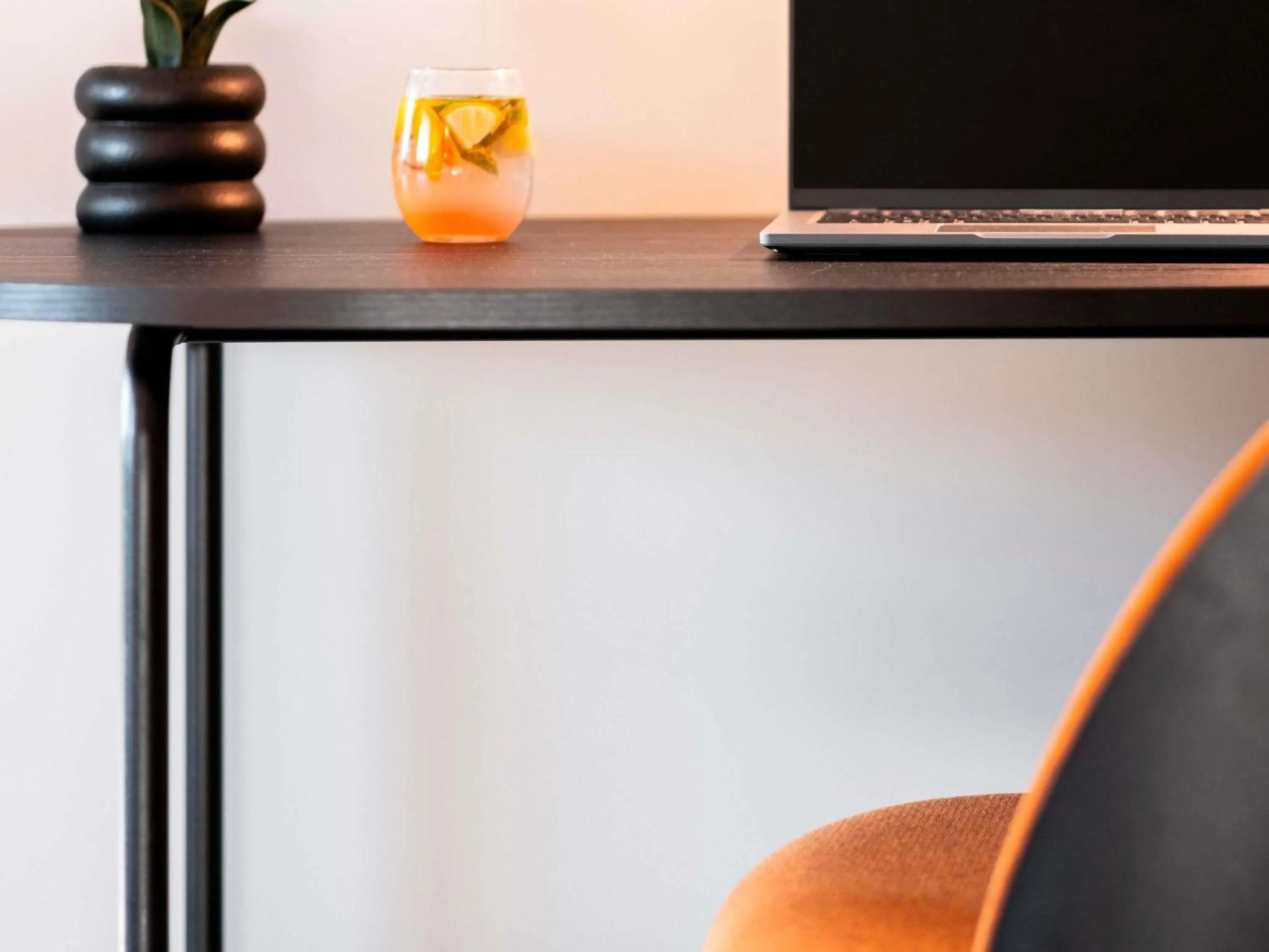 Photo of the whole room in Novotel Belfort Centre Atria