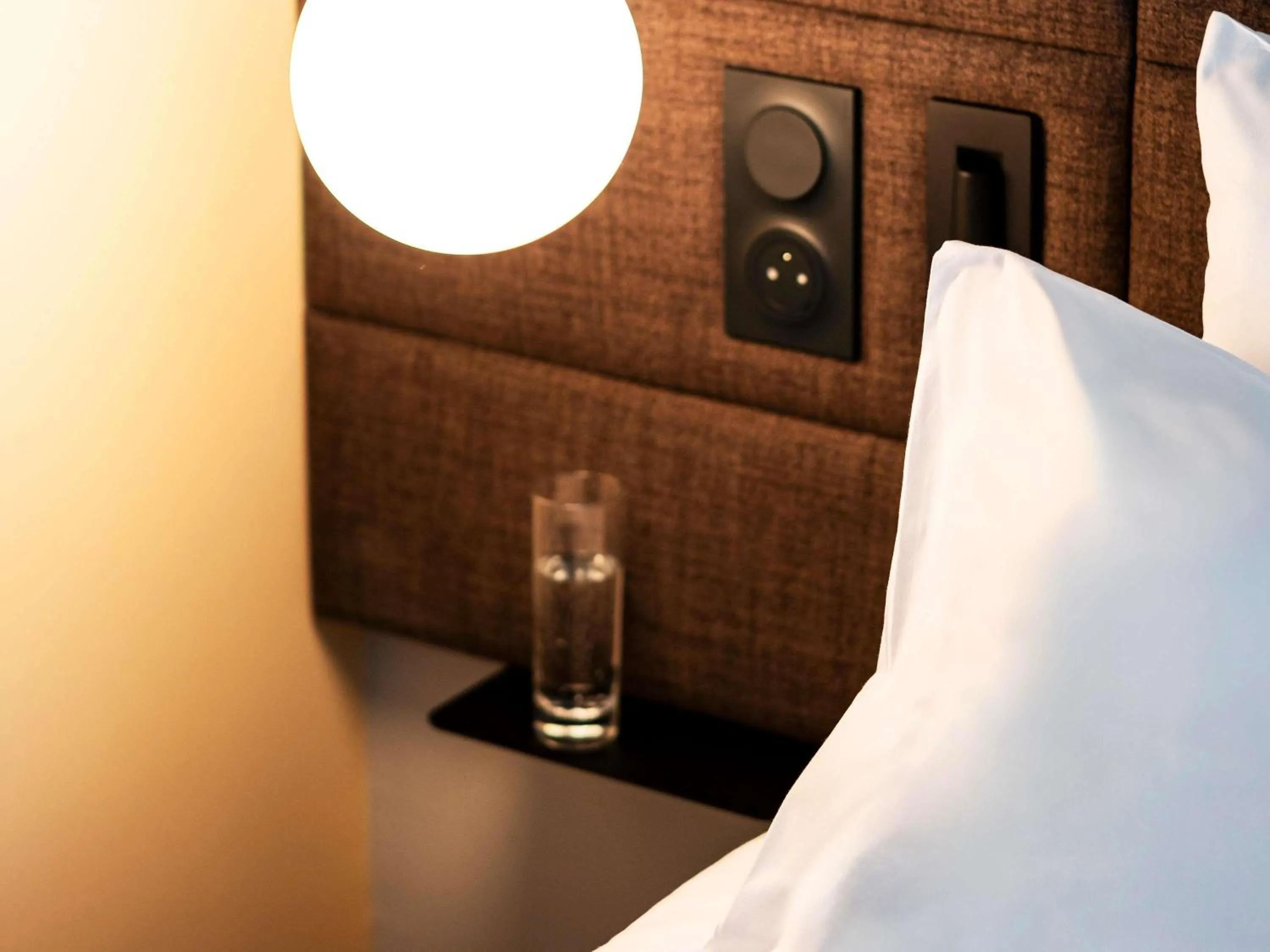 Bedroom, Bed in Novotel Belfort Centre Atria