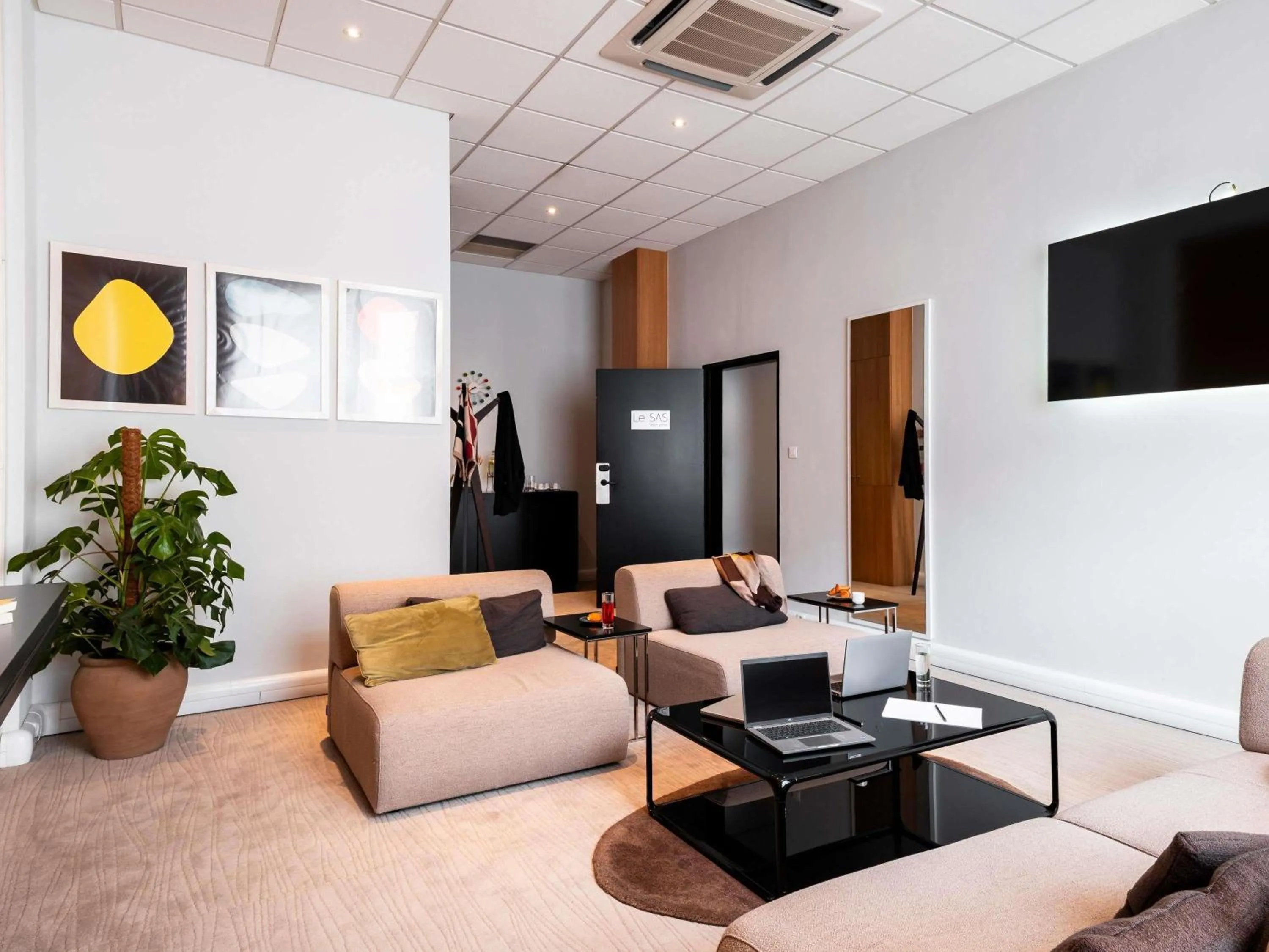 Meeting/conference room in Novotel Belfort Centre Atria