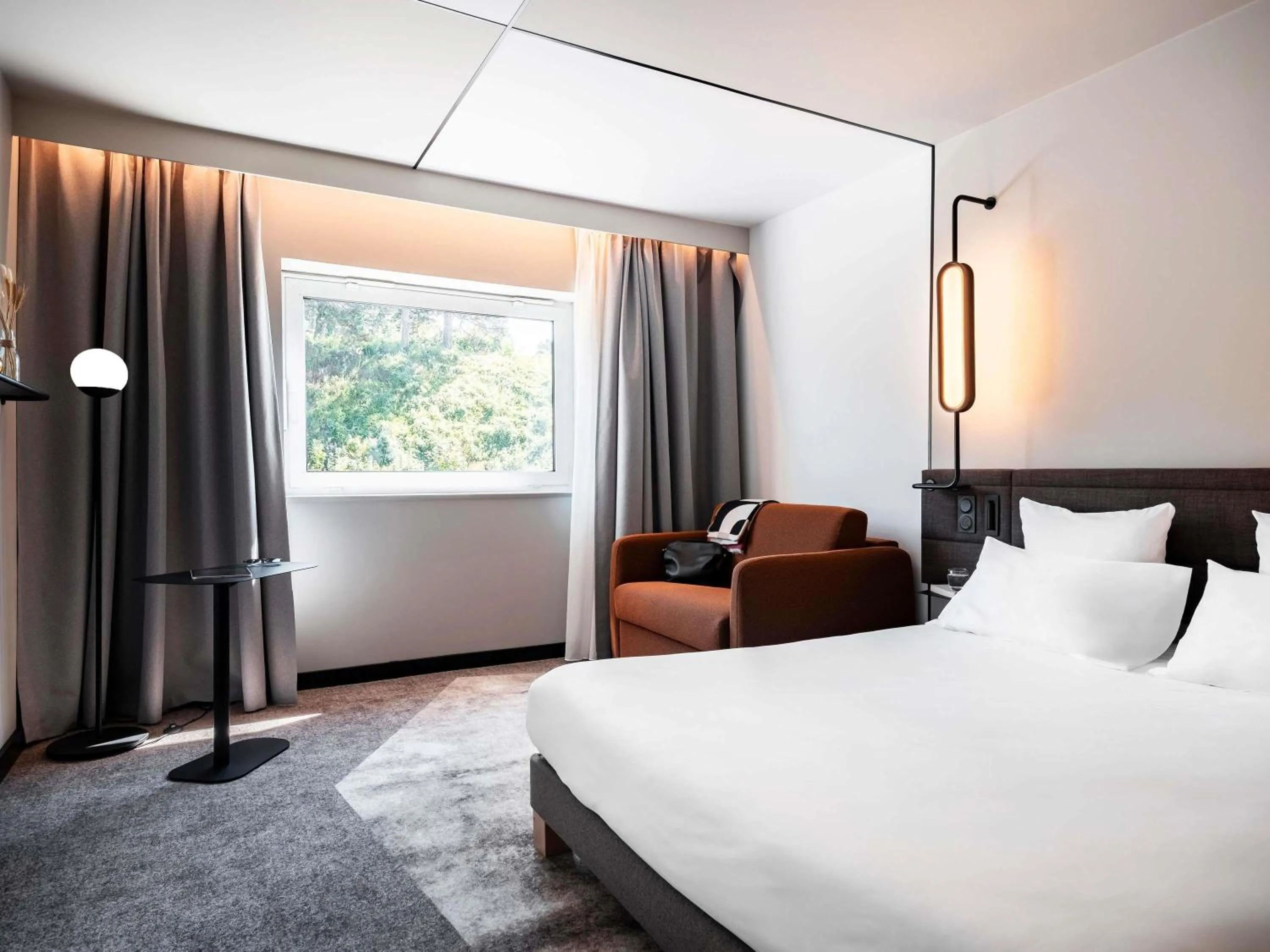 Bedroom, Bed in Novotel Belfort Centre Atria