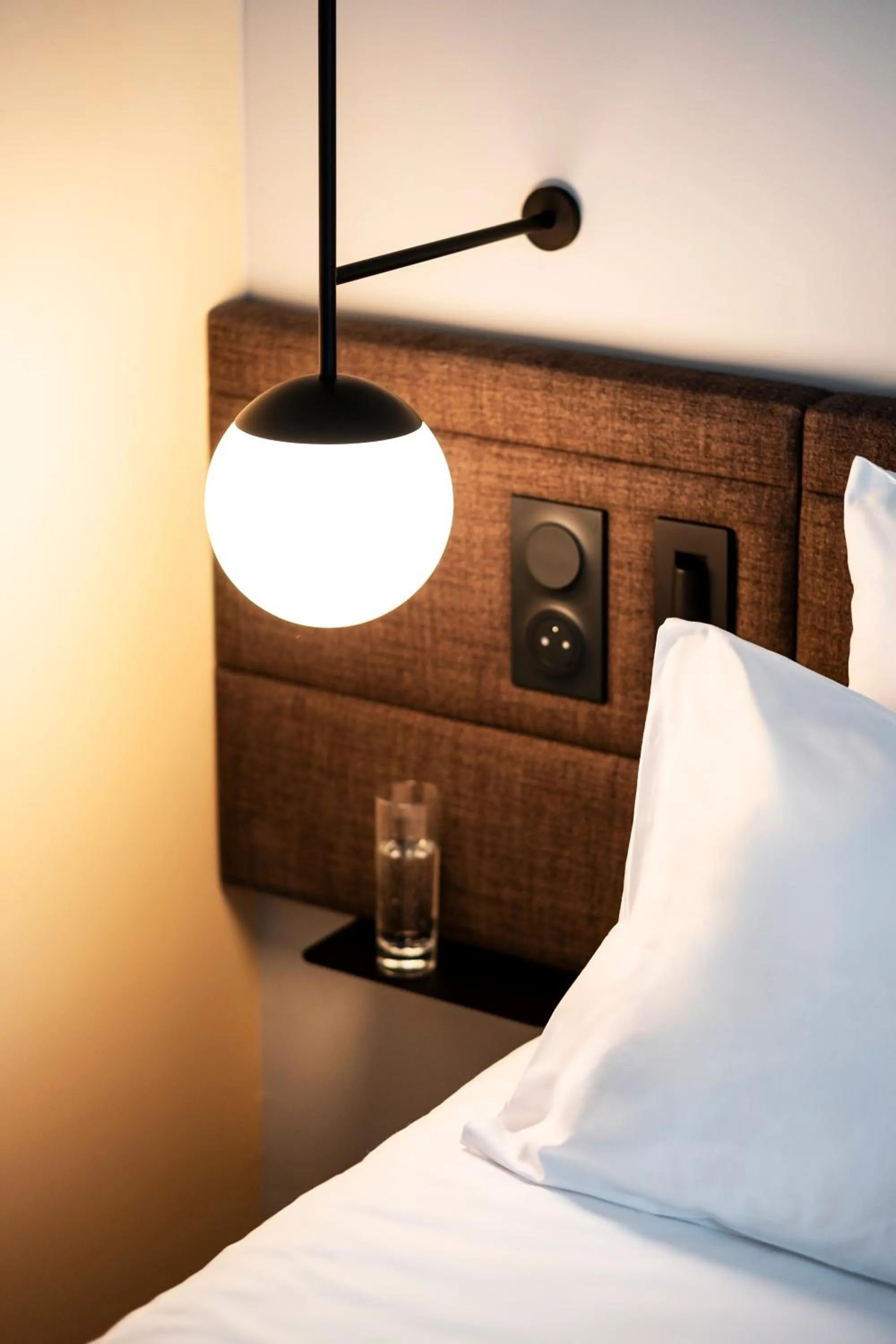 Bed in Novotel Belfort Centre Atria