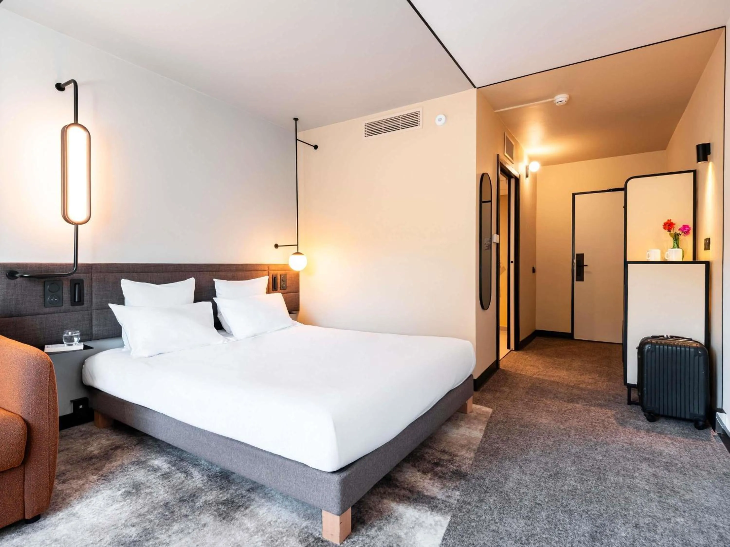 Bedroom, Bed in Novotel Belfort Centre Atria