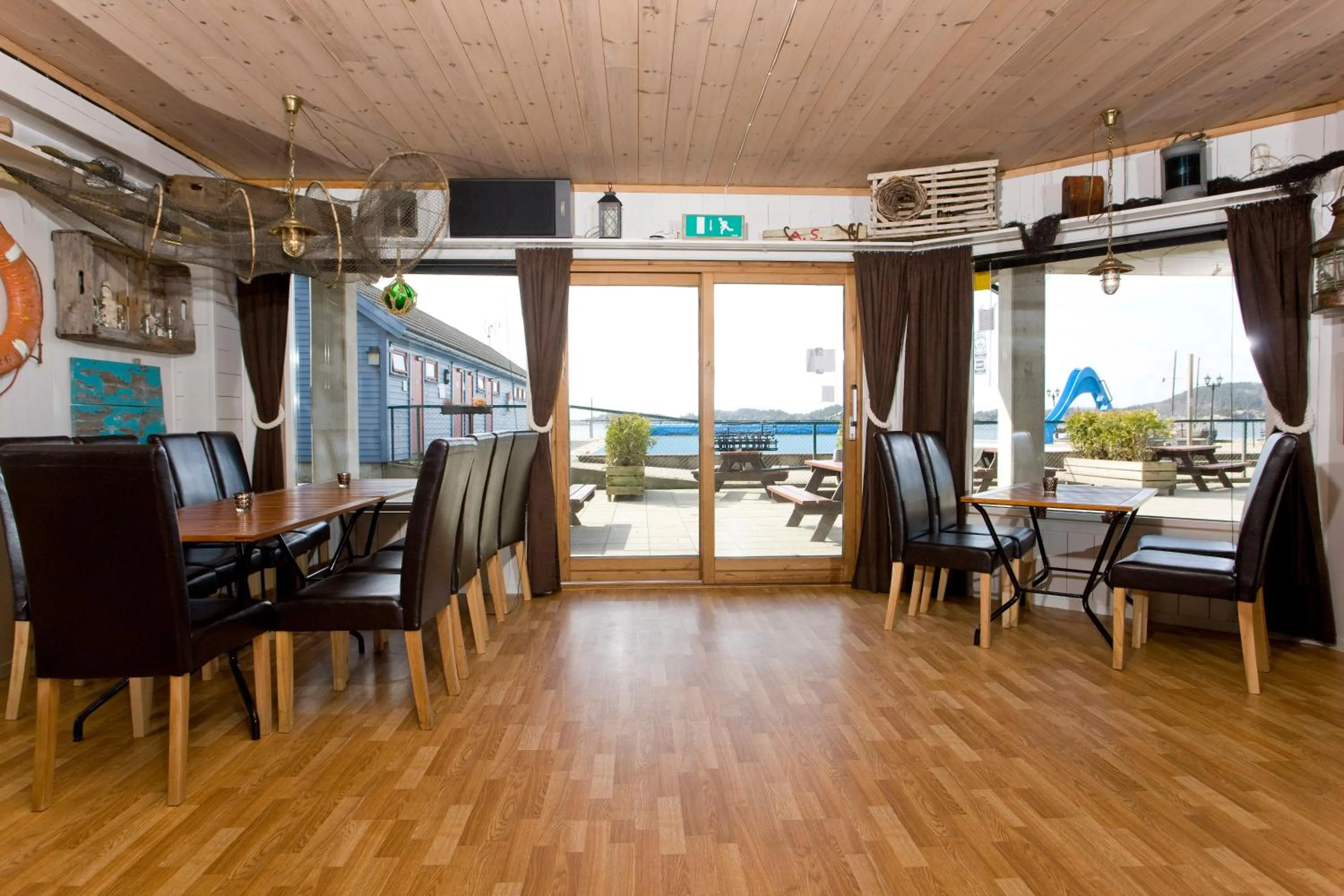 Restaurant/places to eat in Åros Feriesenter
