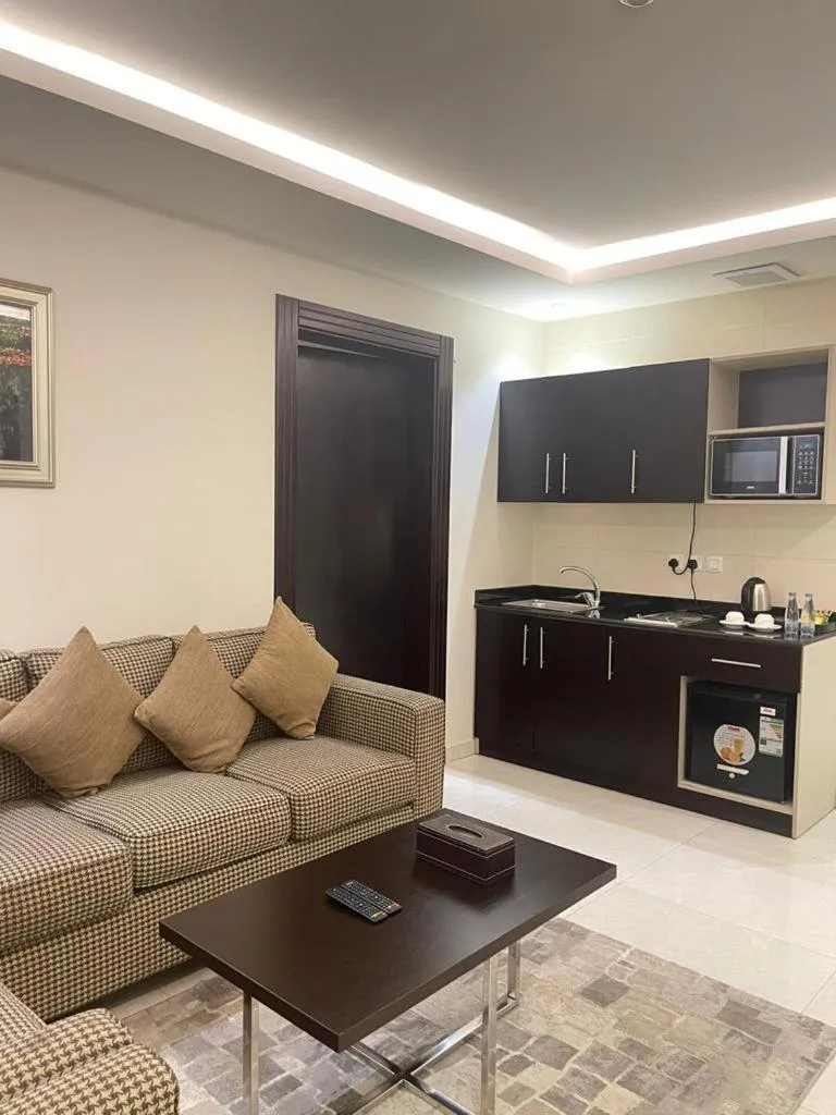 شقق قولد ان للشقق المخدومة