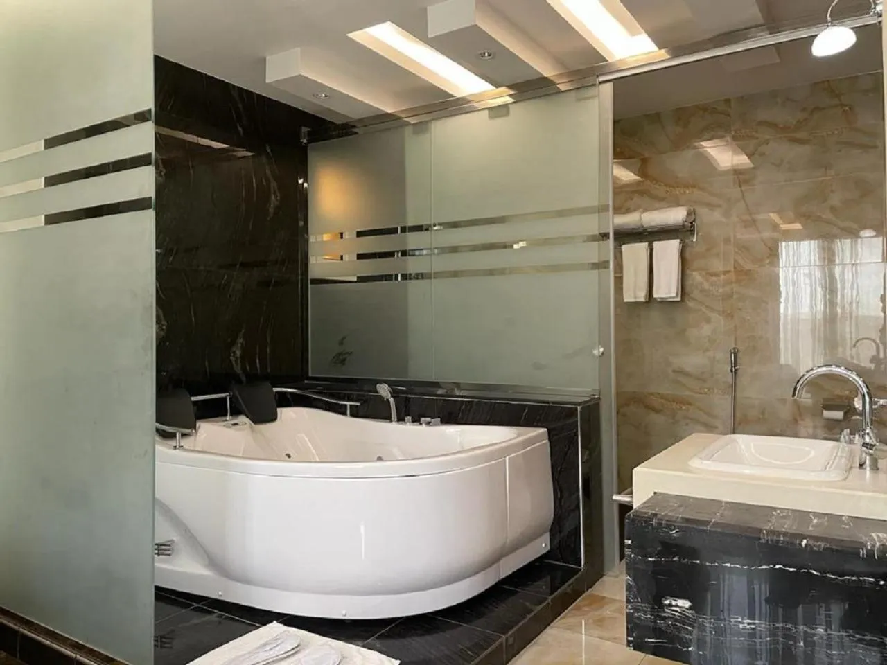 شقق قولد ان للشقق المخدومة