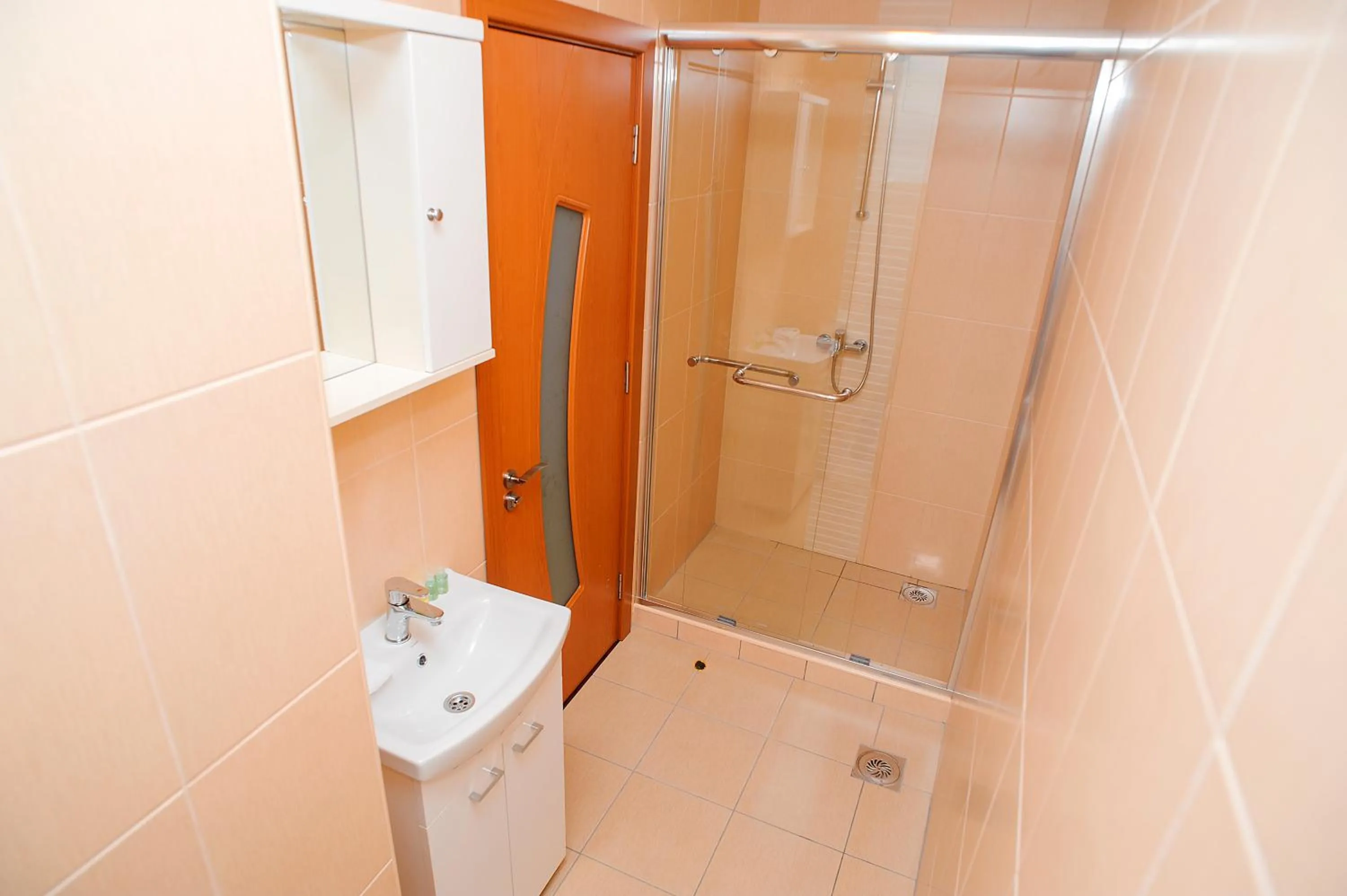 Shower in Villa Bulevar