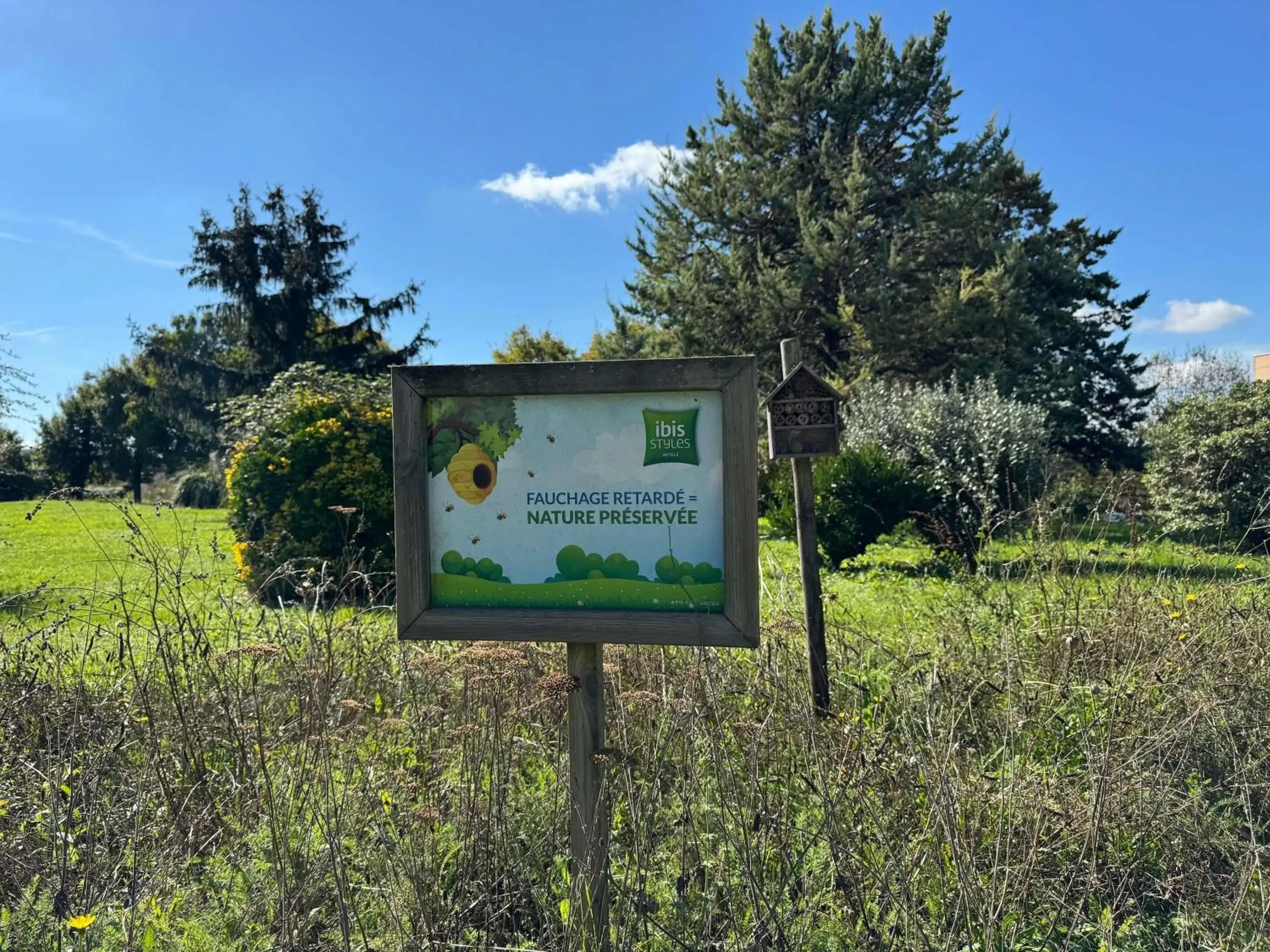 Property building in ibis Styles Angoulême Nord - hôtel restaurant Property building in ibis Styles Angoulême Nord - hôtel restaurant