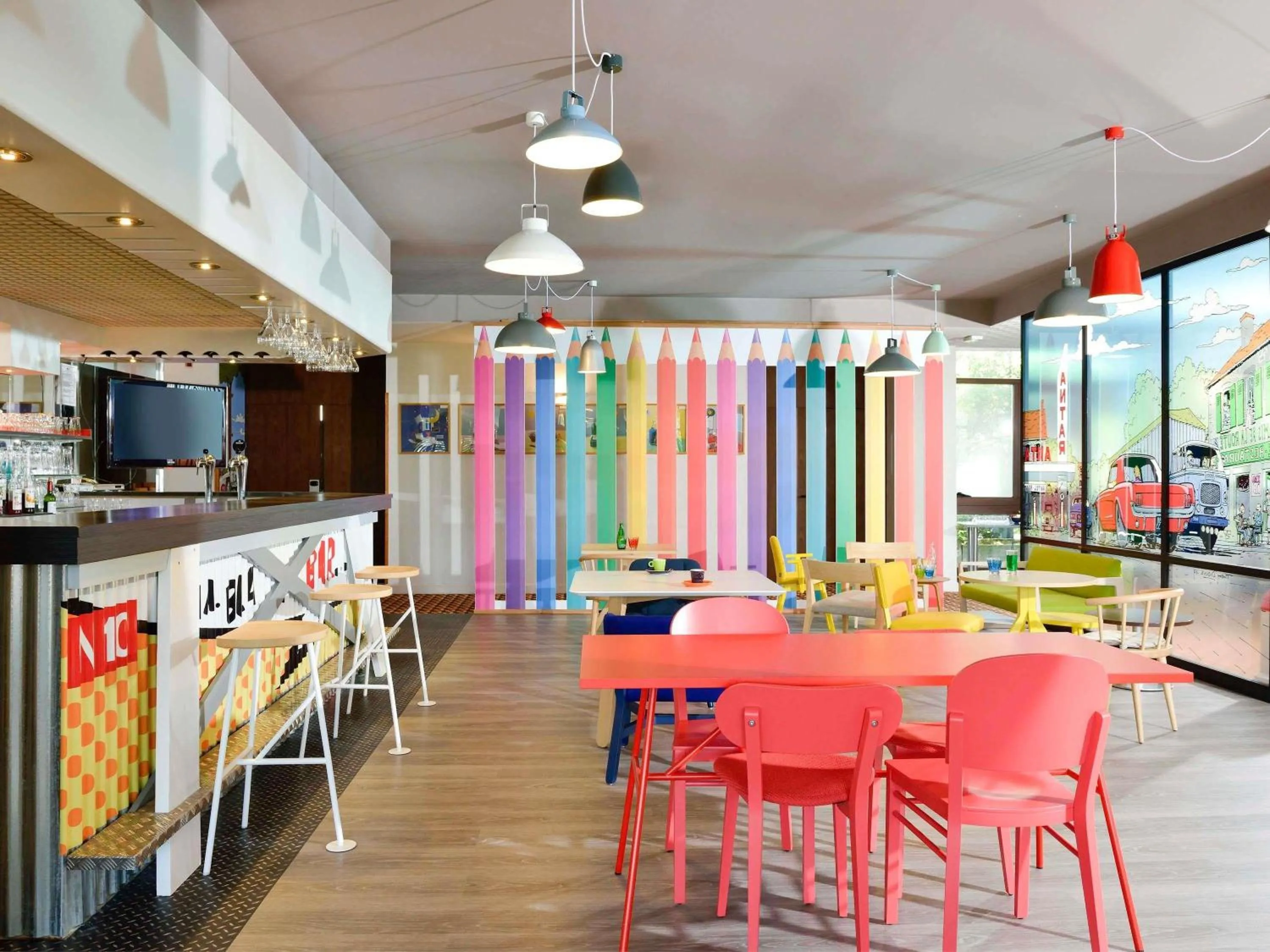 Lounge or bar in ibis Styles Angoulême Nord - hôtel restaurant