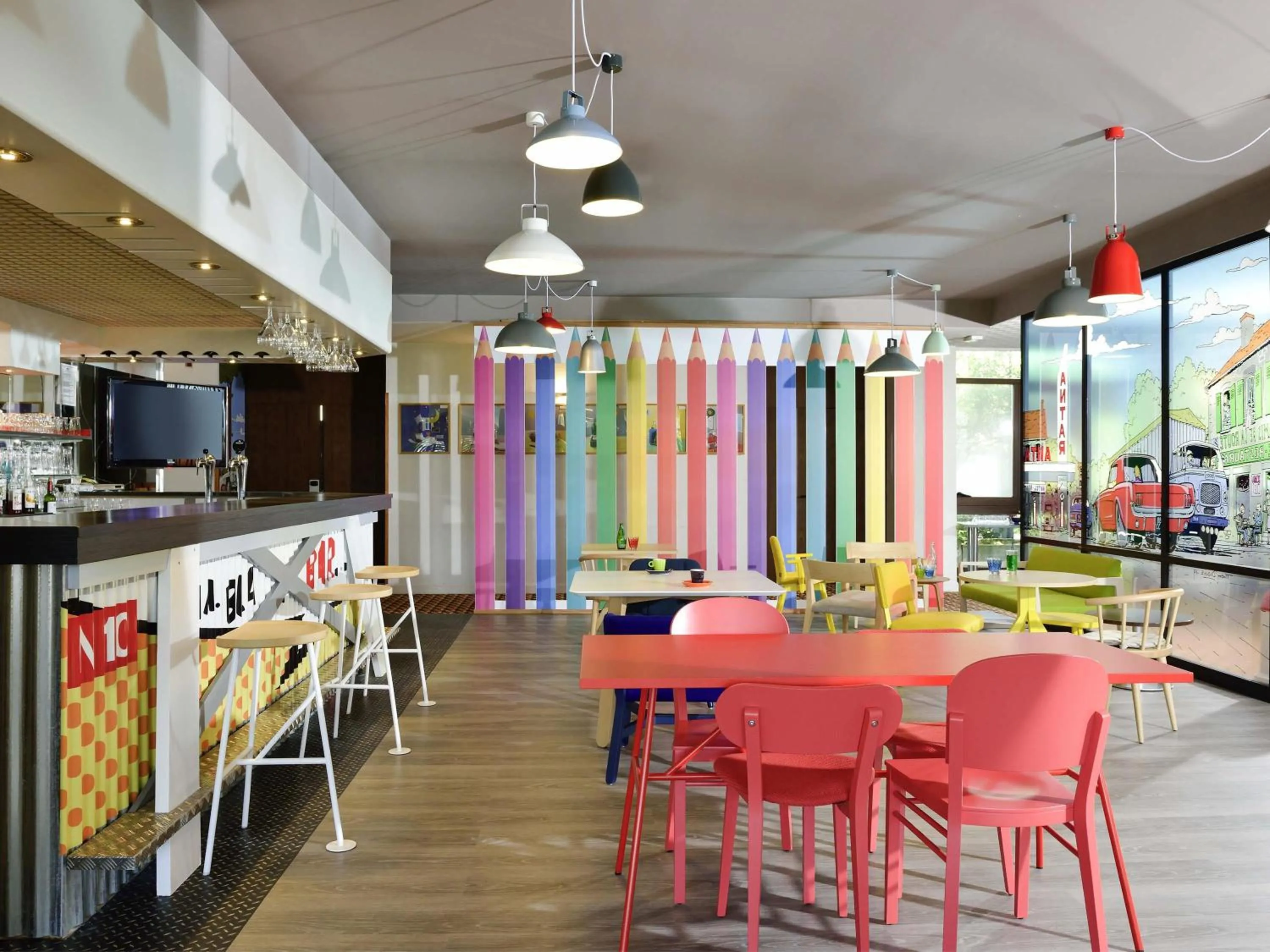 Lounge or bar in ibis Styles Angoulême Nord - hôtel restaurant